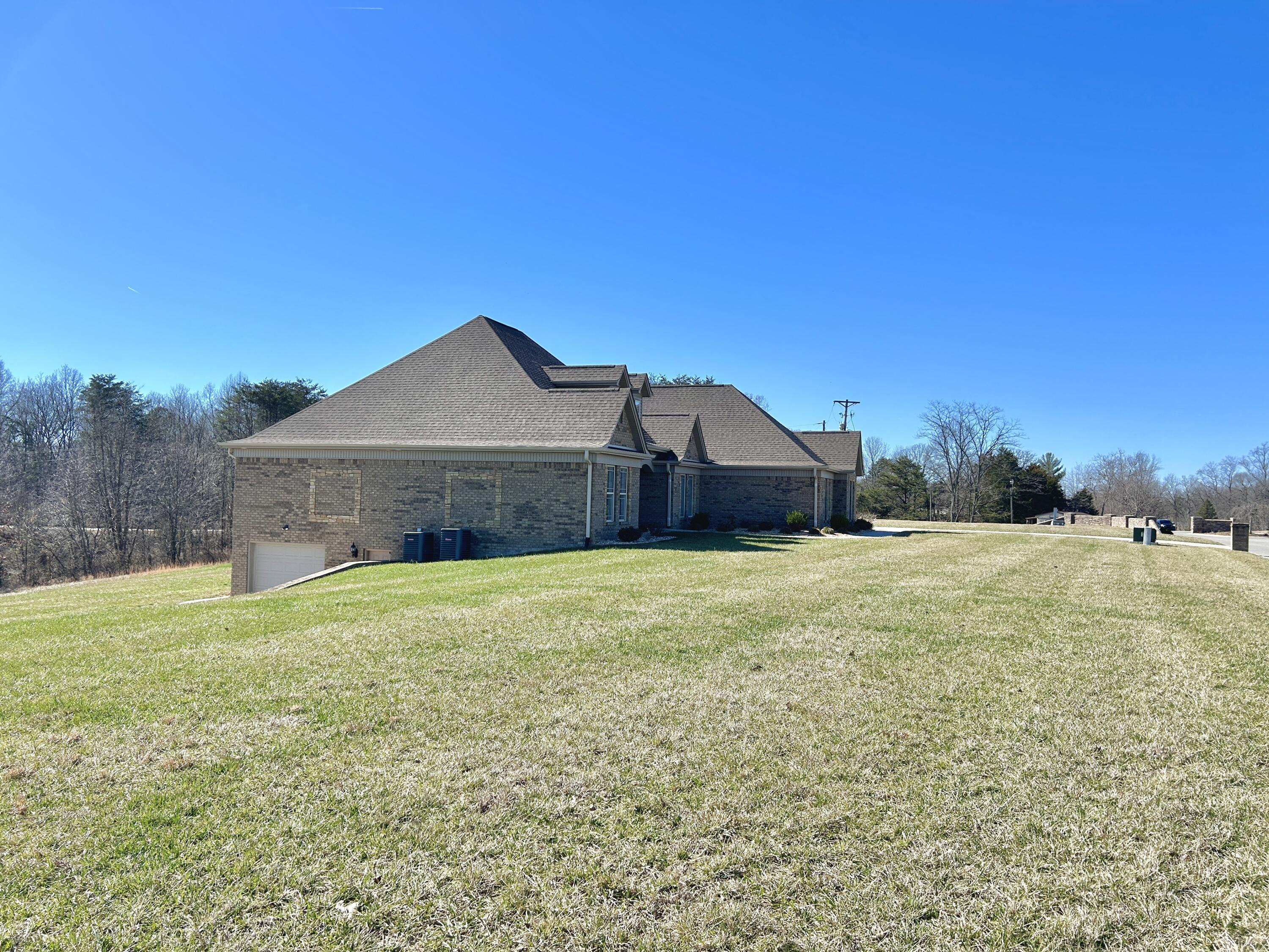 24 Shimmering Moon Drive Property Photo 12