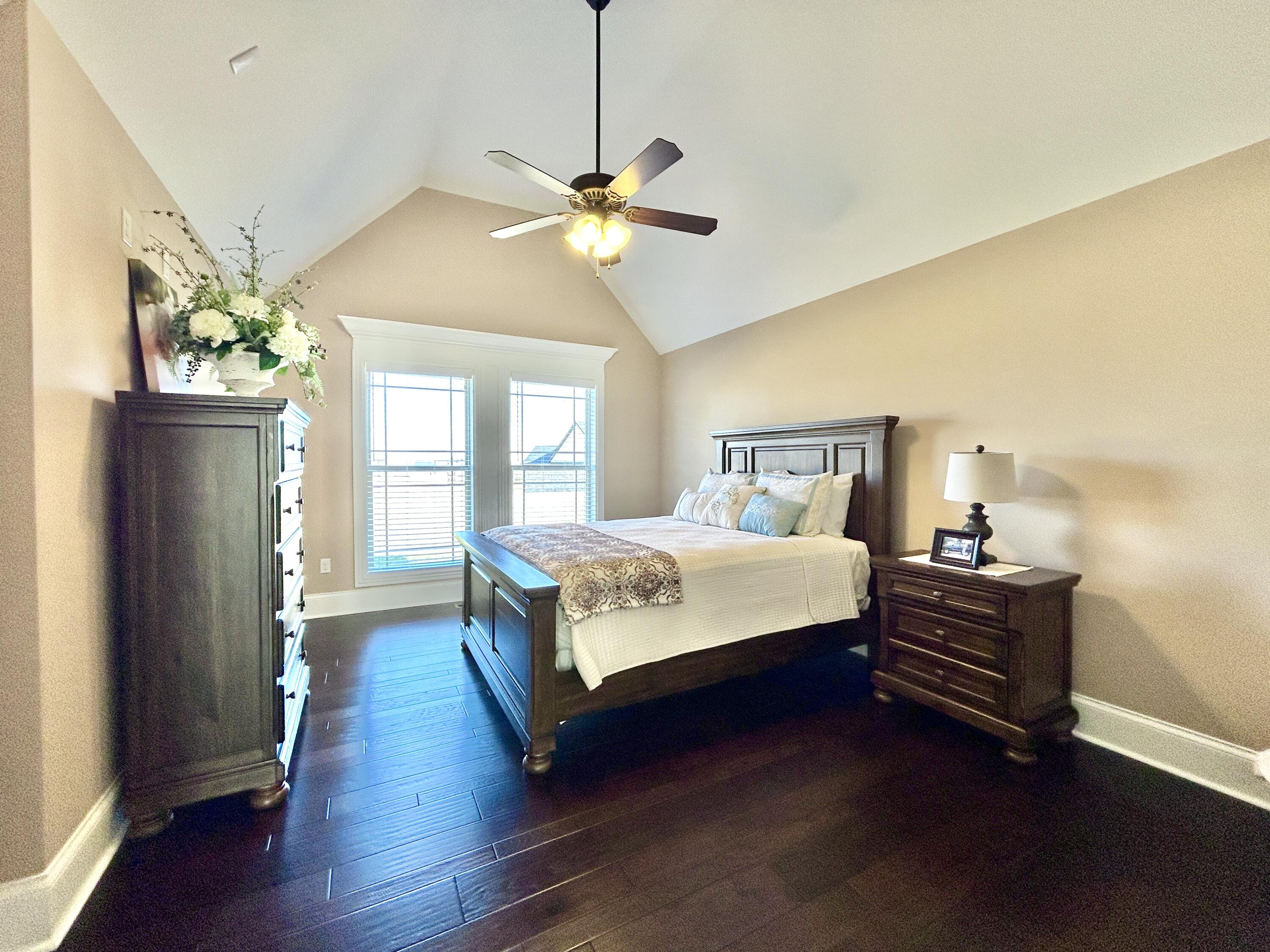 24 Shimmering Moon Drive Property Photo 43