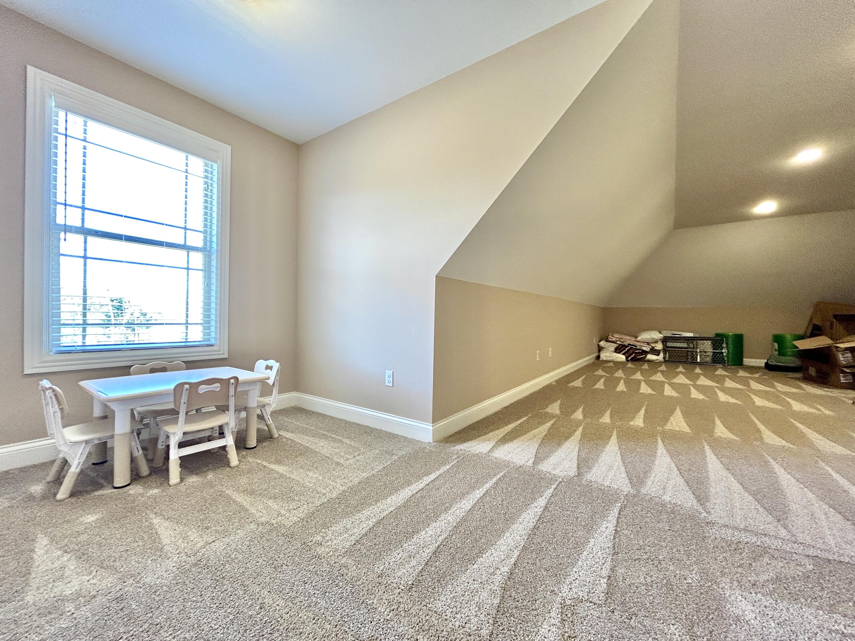 24 Shimmering Moon Drive Property Photo 66