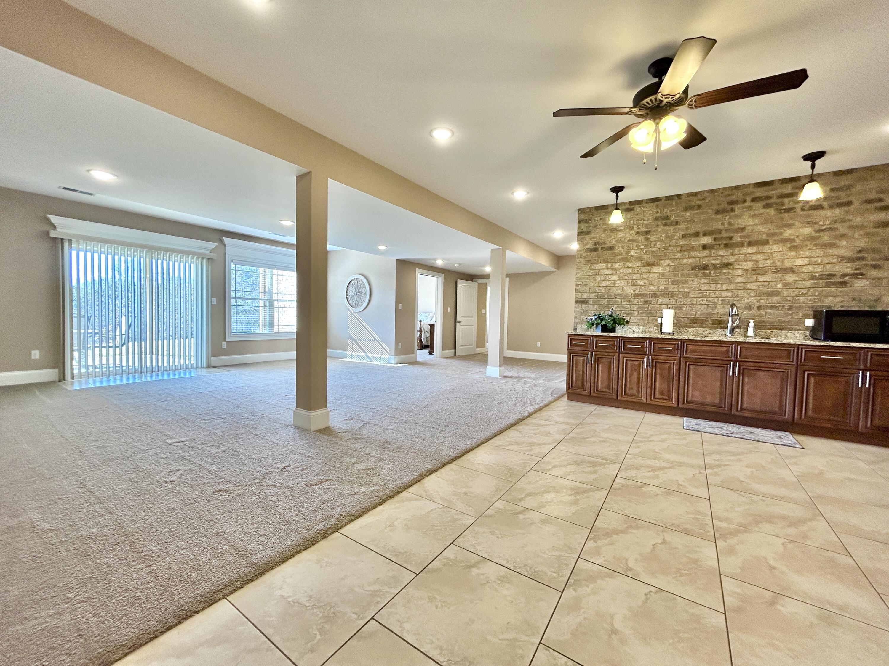 24 Shimmering Moon Drive Property Photo 78