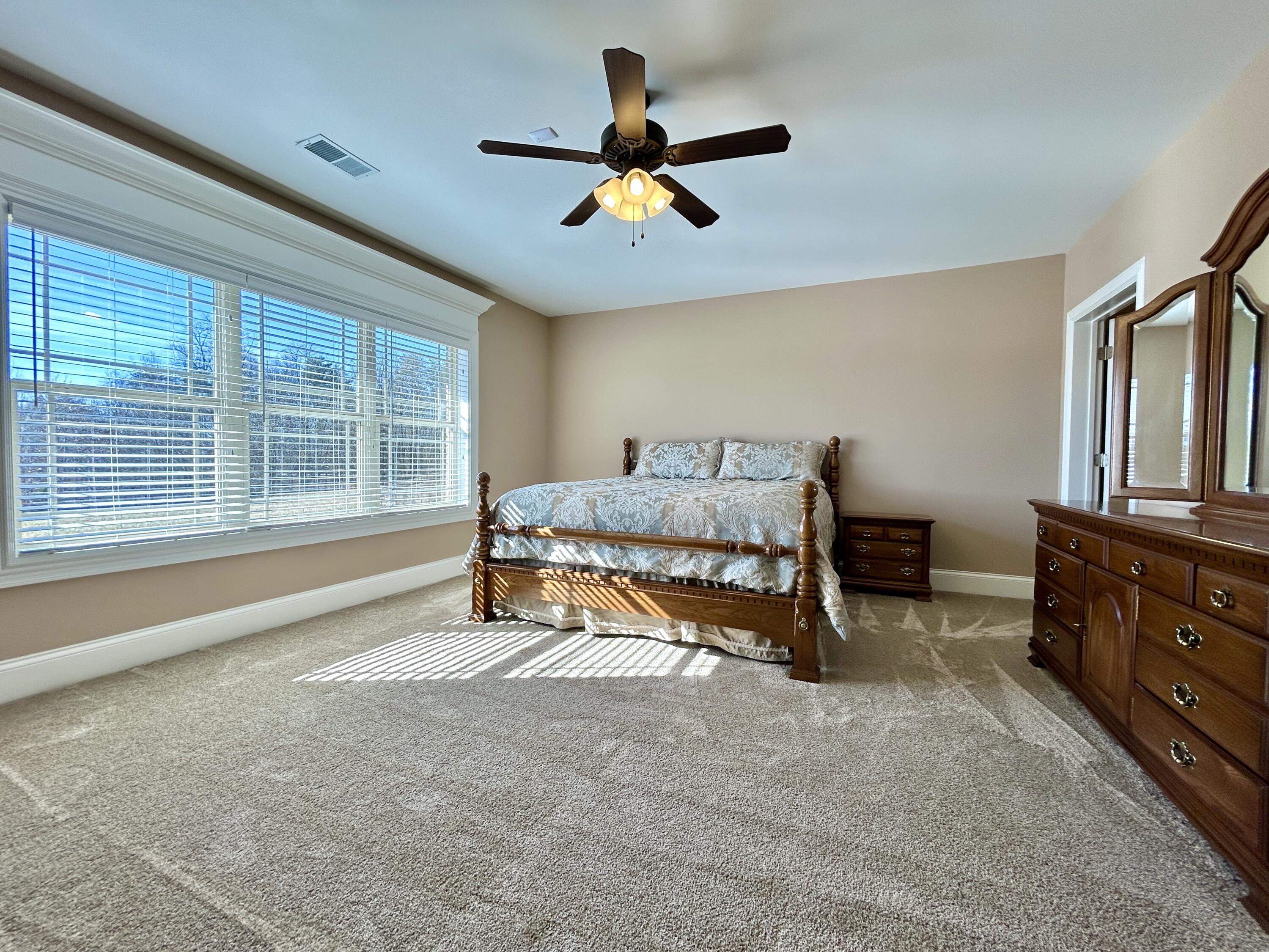 24 Shimmering Moon Drive Property Photo 85