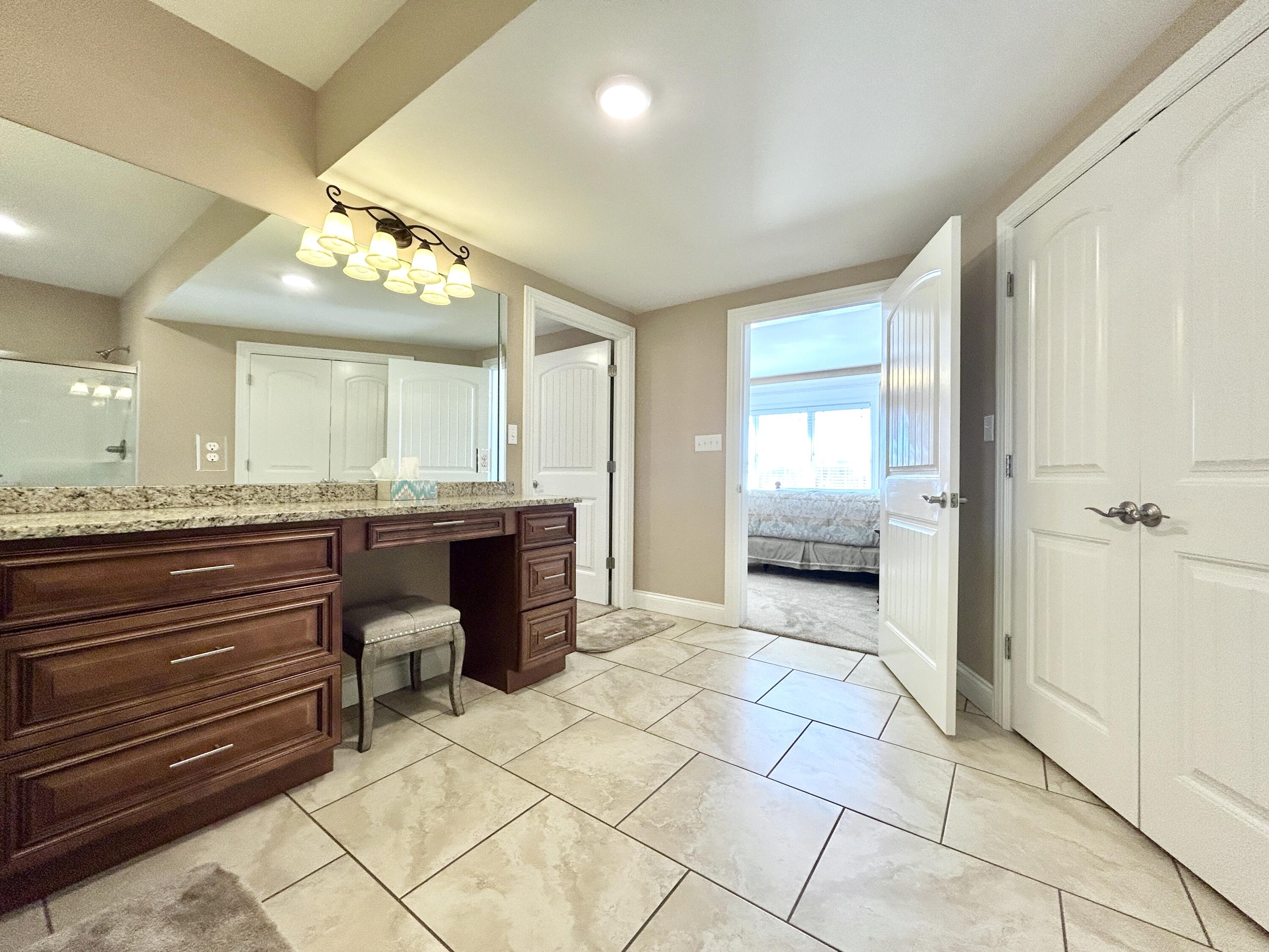 24 Shimmering Moon Drive Property Photo 88