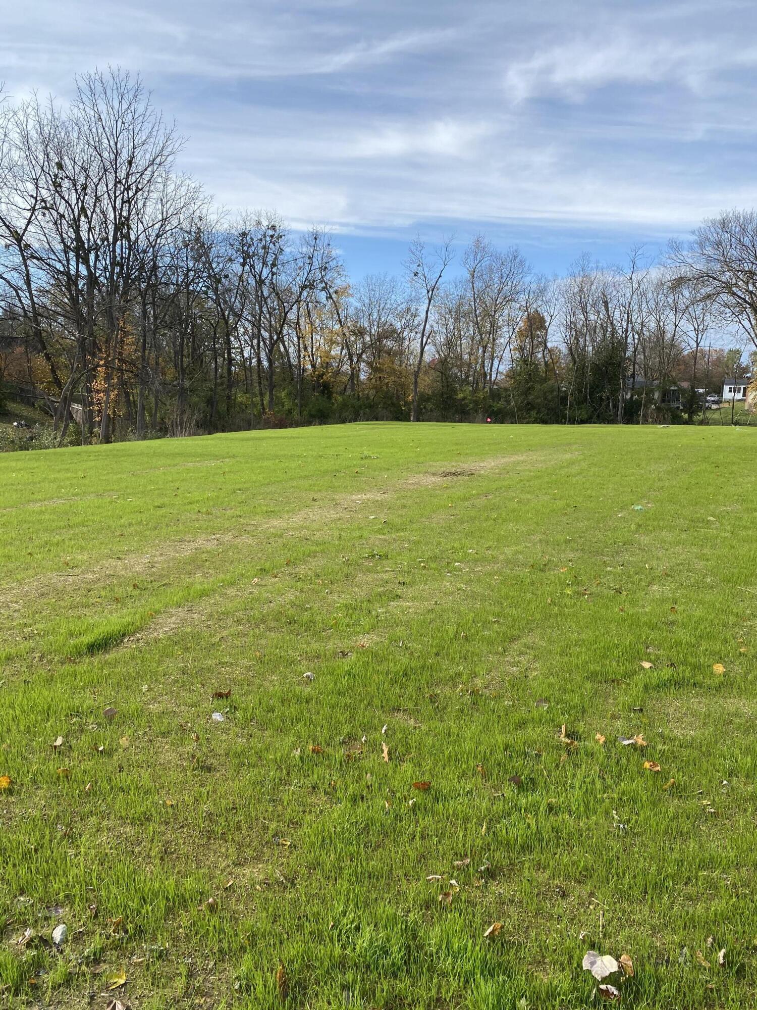 210 Hood Avenue Property Photo 1