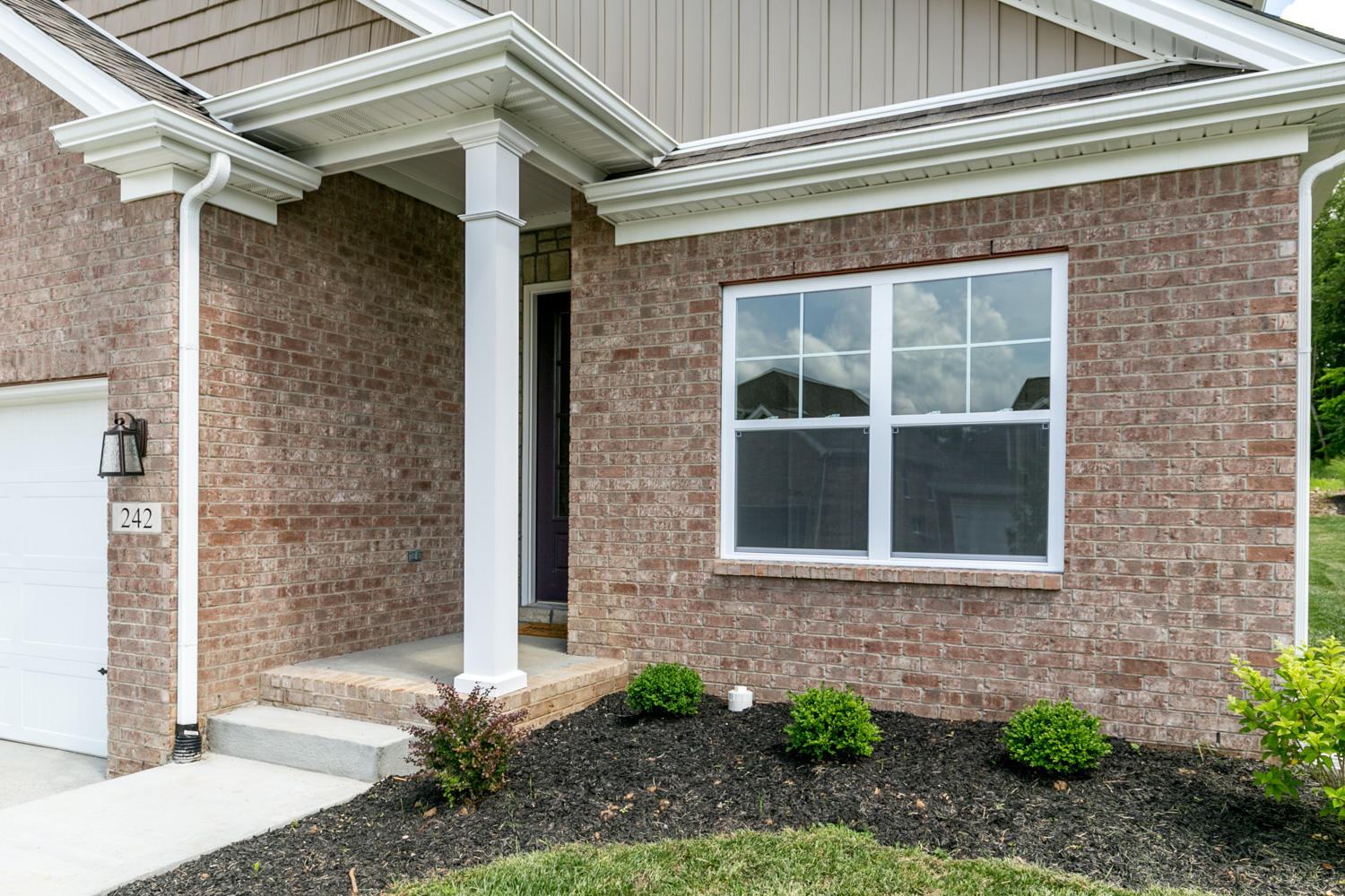 103 Amick Way Property Photo 4