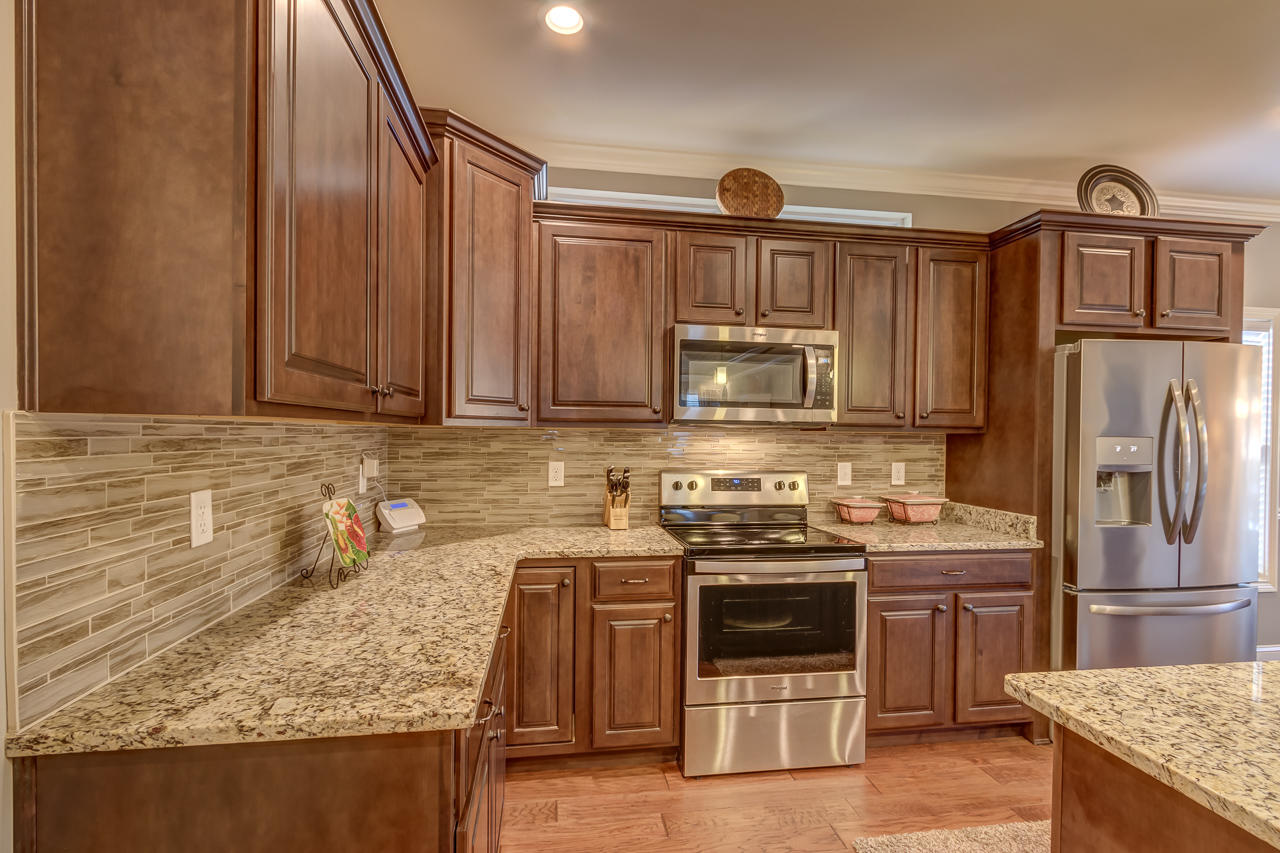 180 Westwoods Drive Property Photo 19