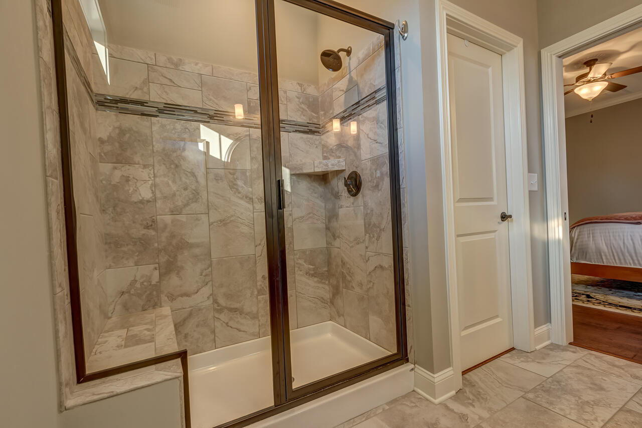 180 Westwoods Drive Property Photo 23