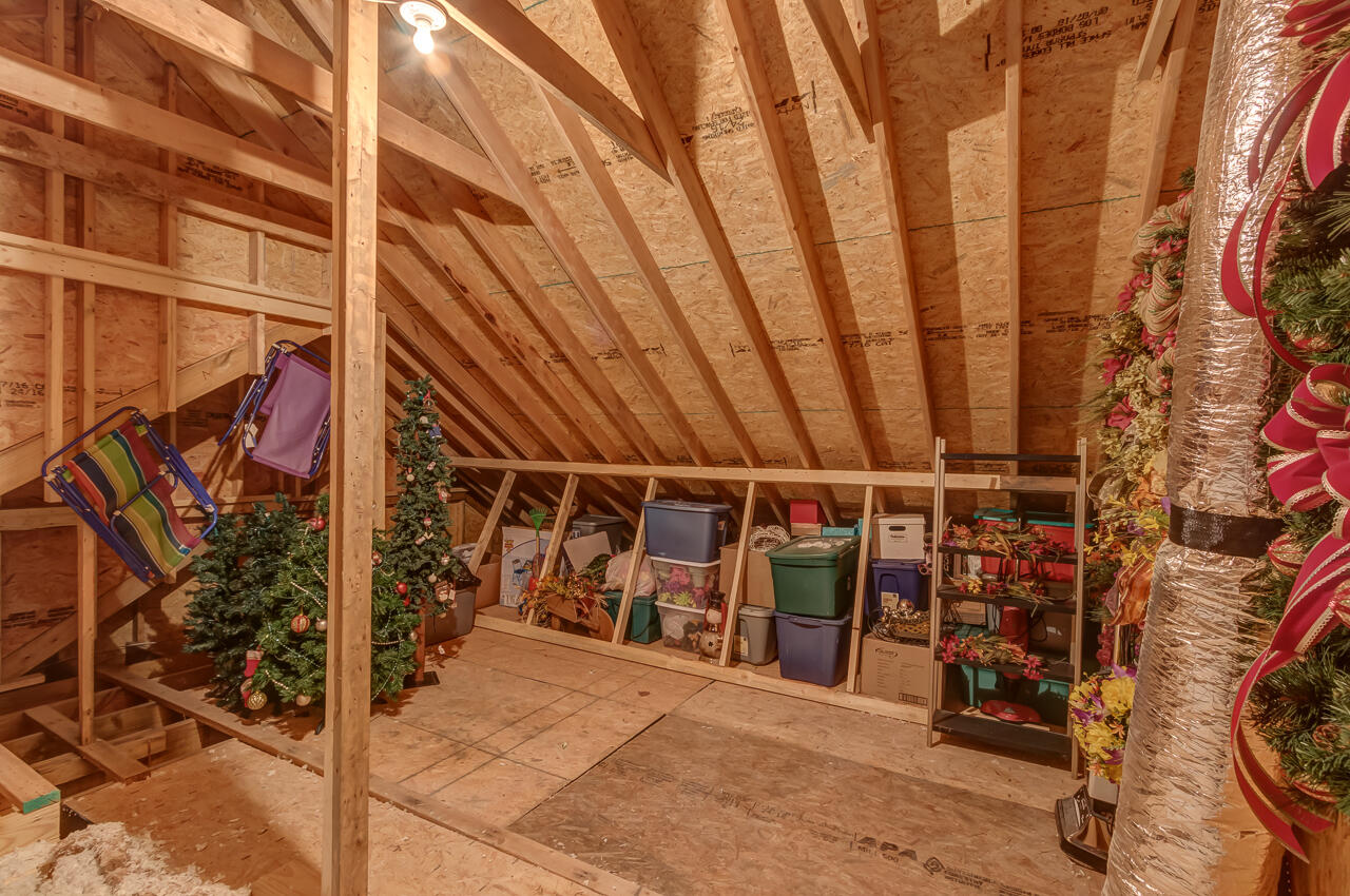180 Westwoods Drive Property Photo 32