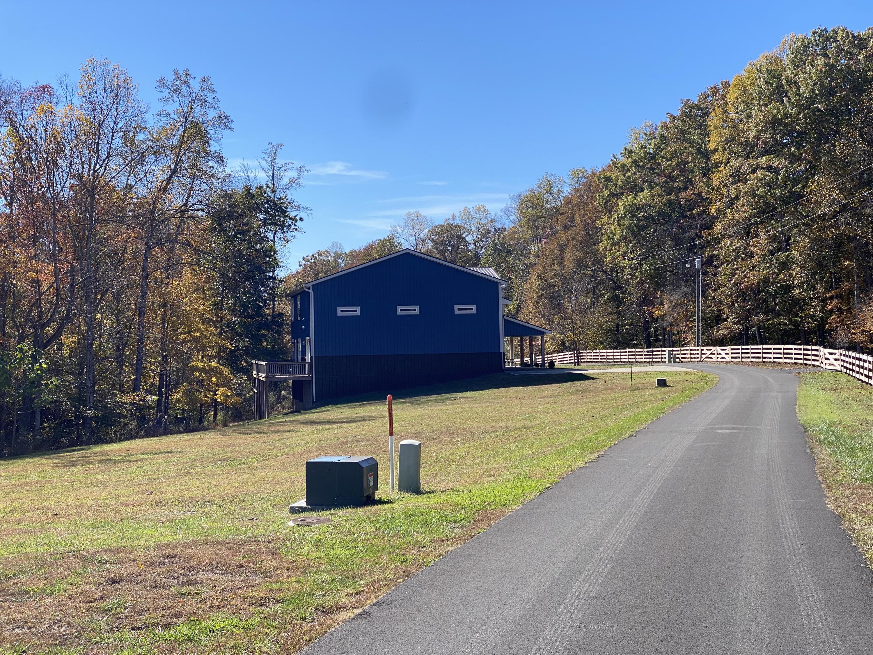 160 Peach Tree Lane Property Photo 6