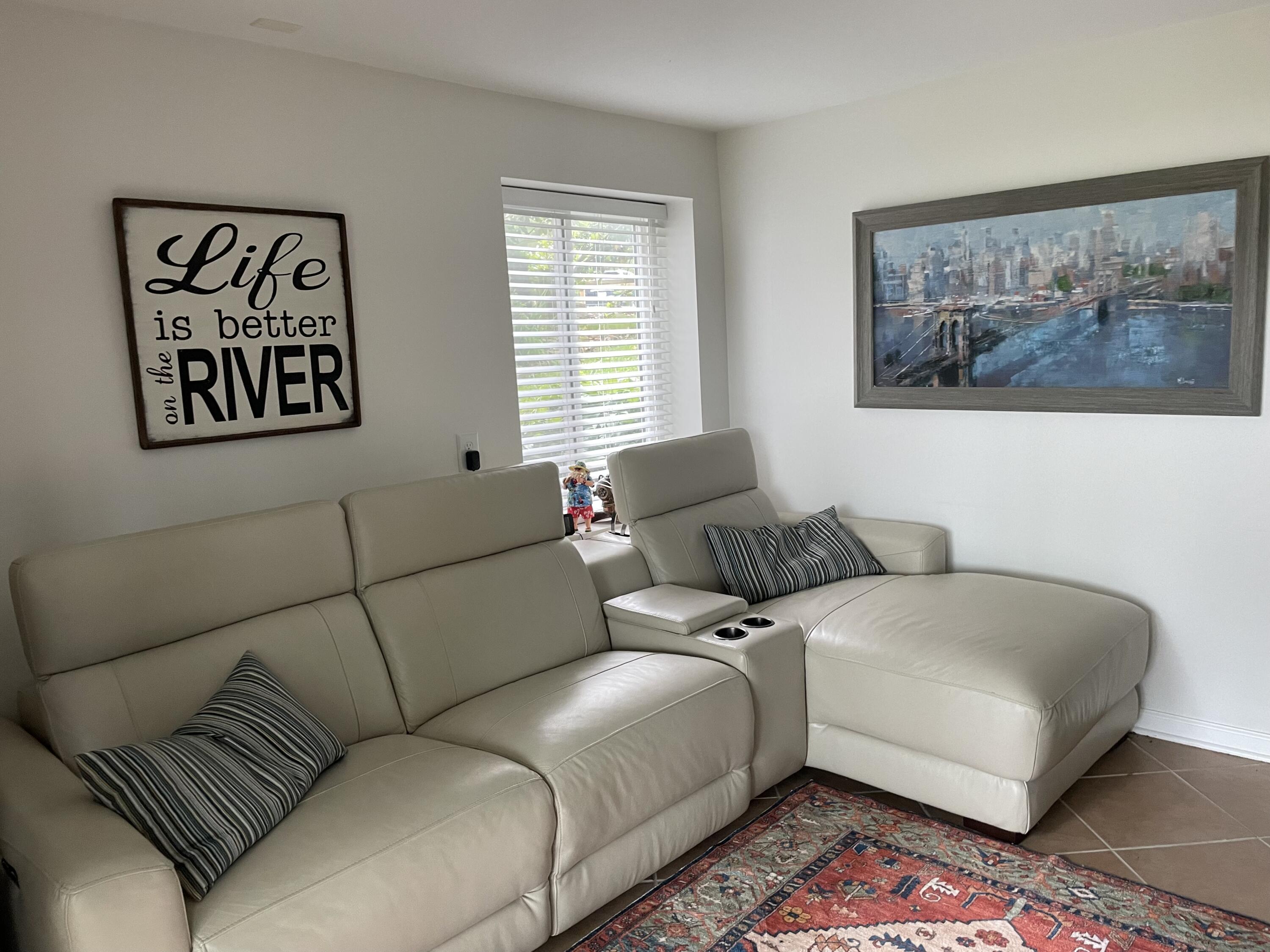 14009 Harbour Place Property Photo 37