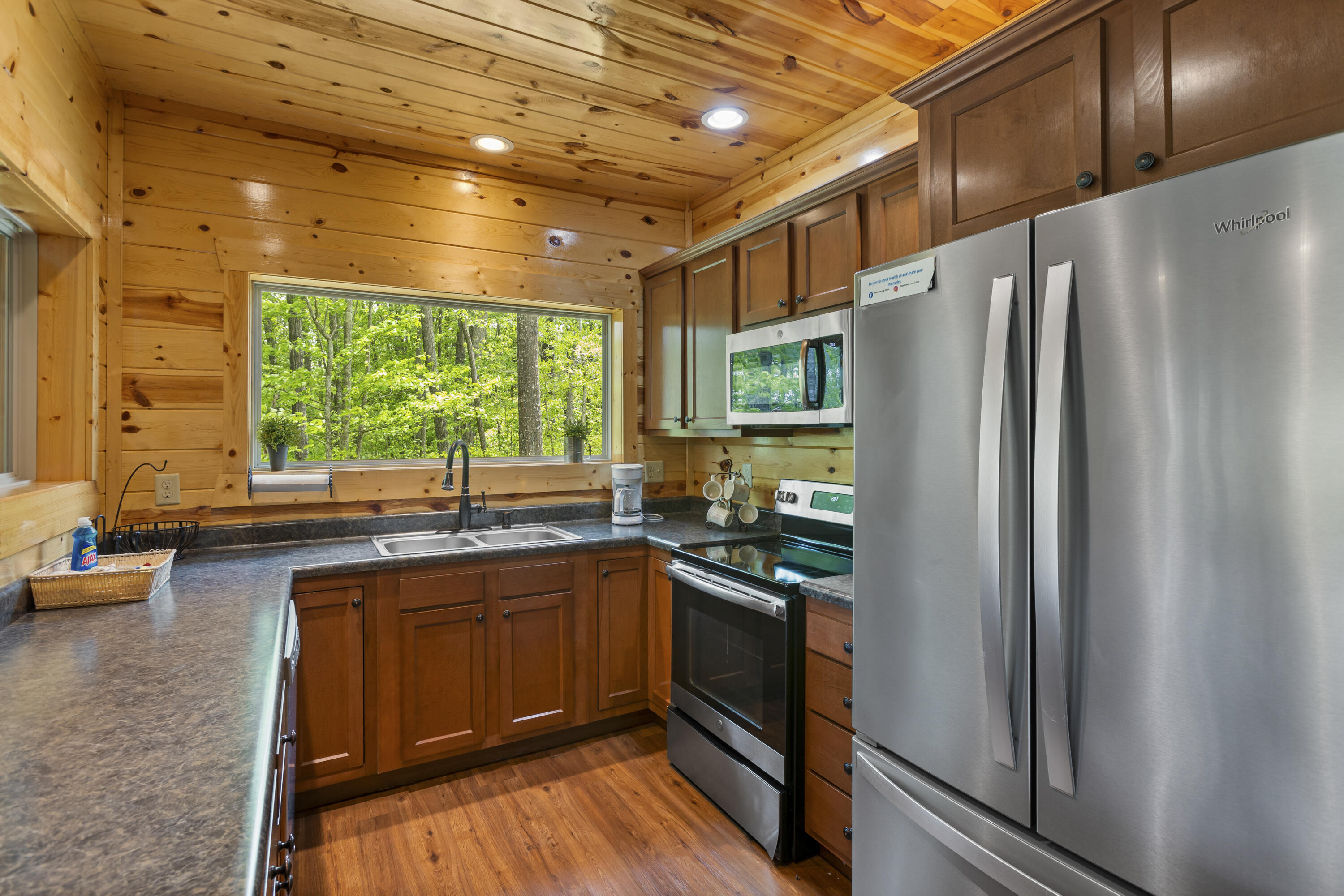787 Heavenly Property Photo 14