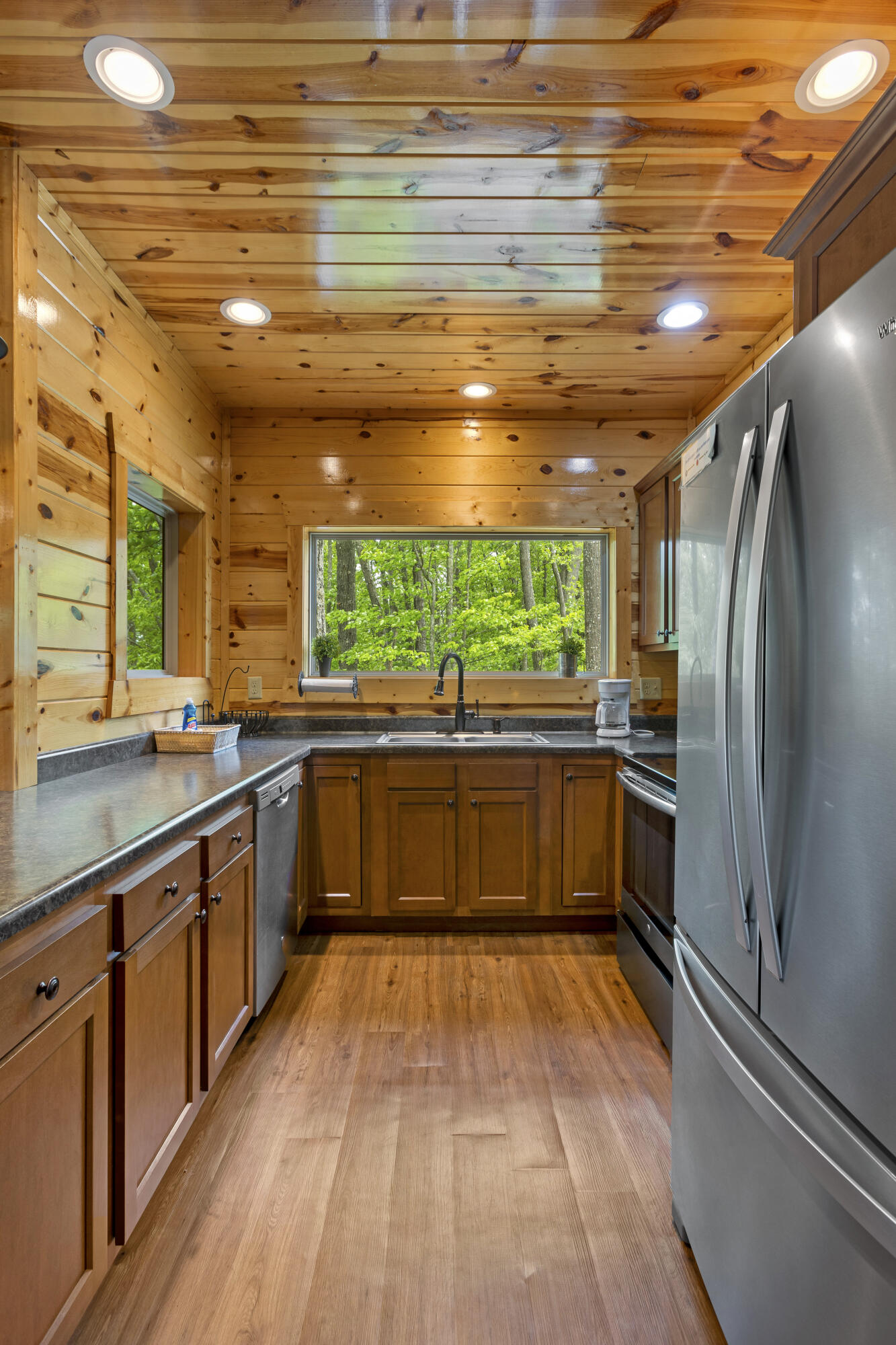 787 Heavenly Property Photo 15