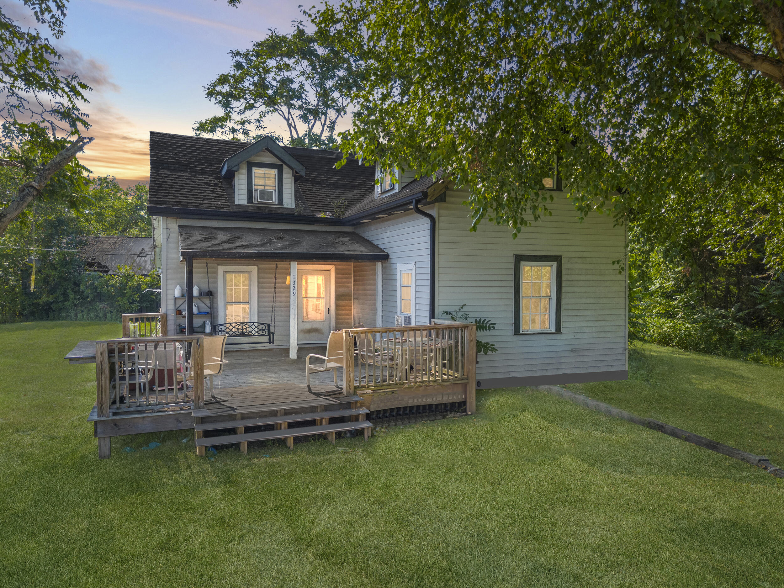 1329 Mt Zion Road Property Photo 1
