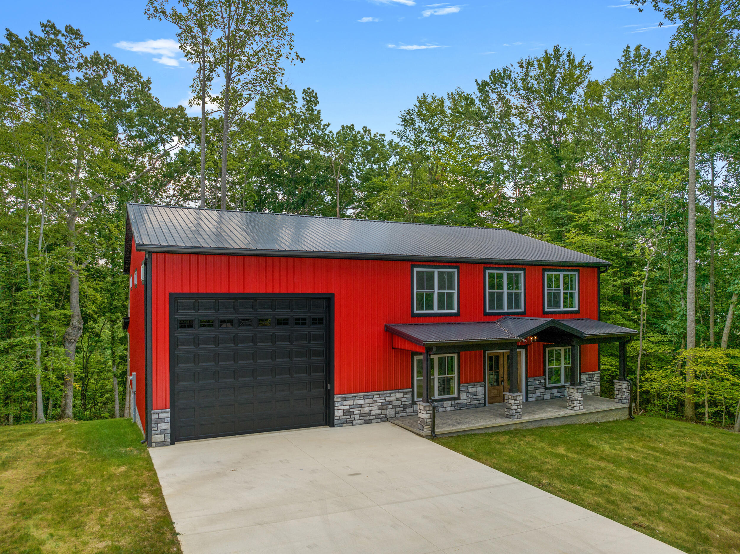422 Peach Tree Lane Property Photo 1