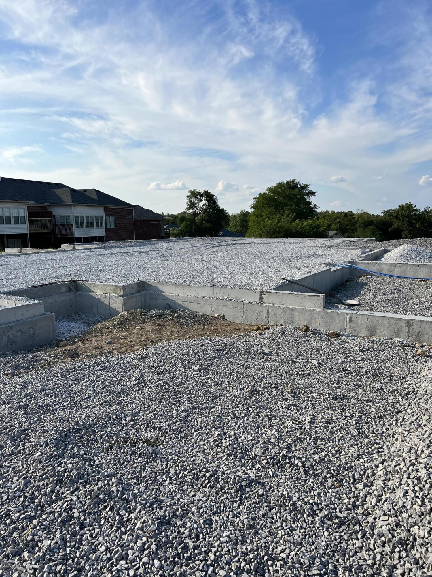 2027 Berry Hill Drive Property Photo 1