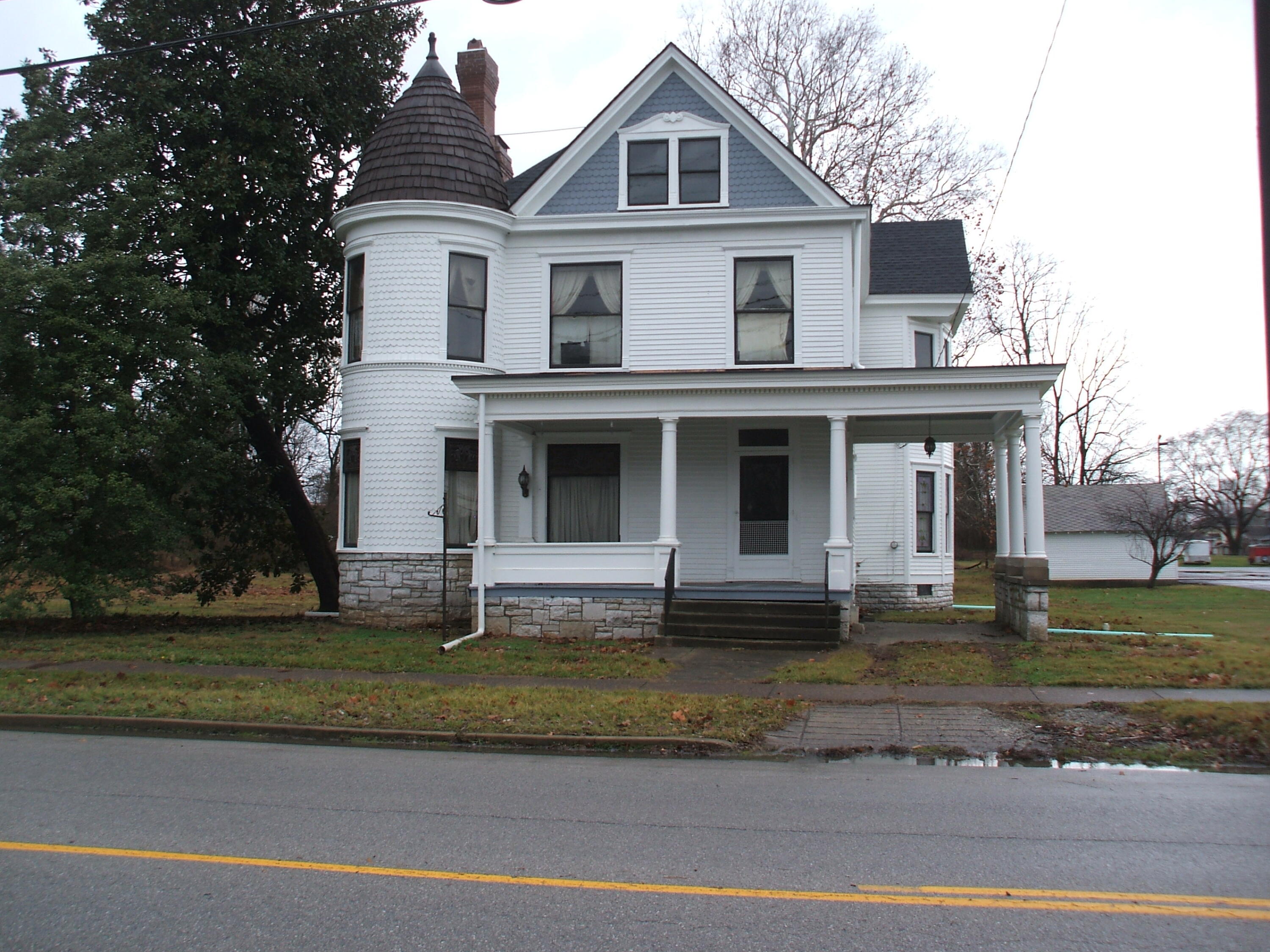 308 South Main Street Property Photo 1