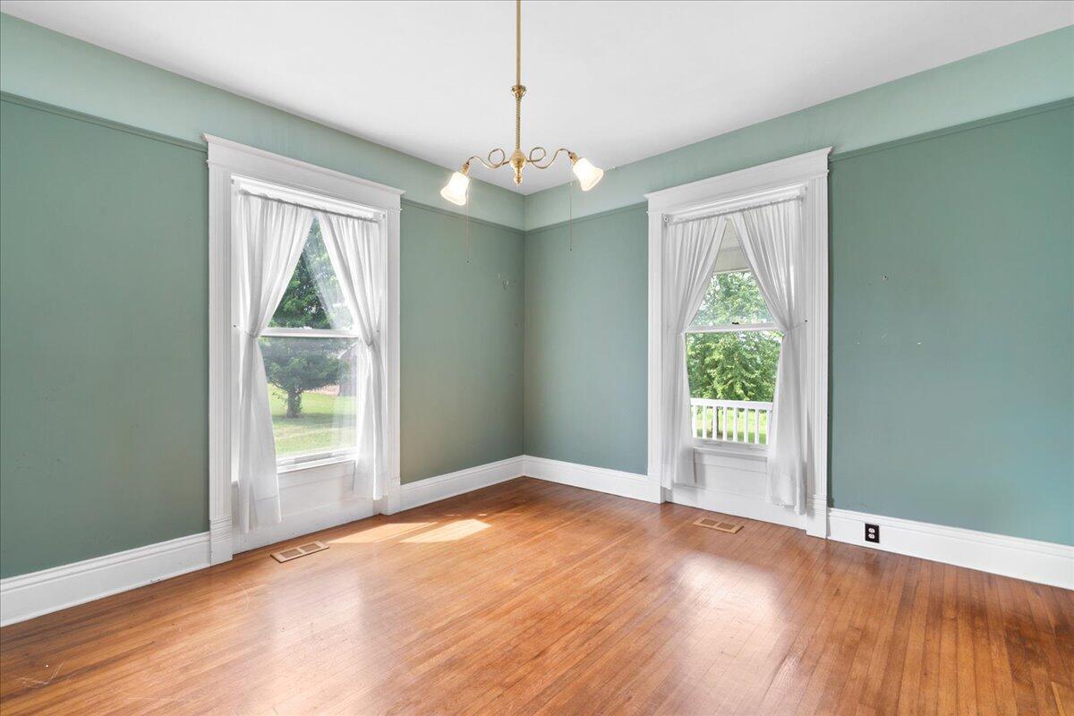 2888 Bardstown Road Property Photo 13
