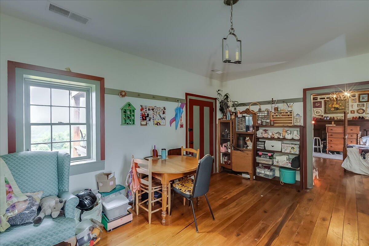 2888 Bardstown Road Property Photo 53