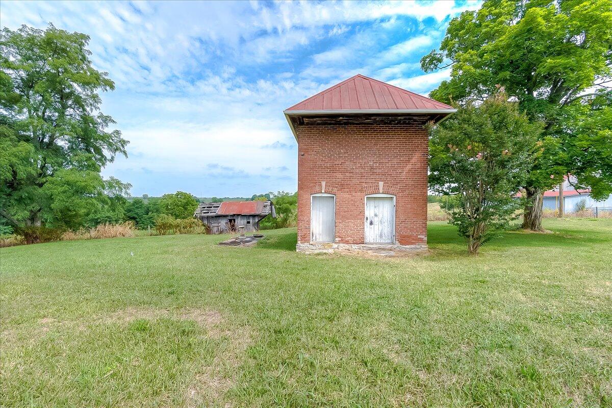 2888 Bardstown Road Property Photo 64