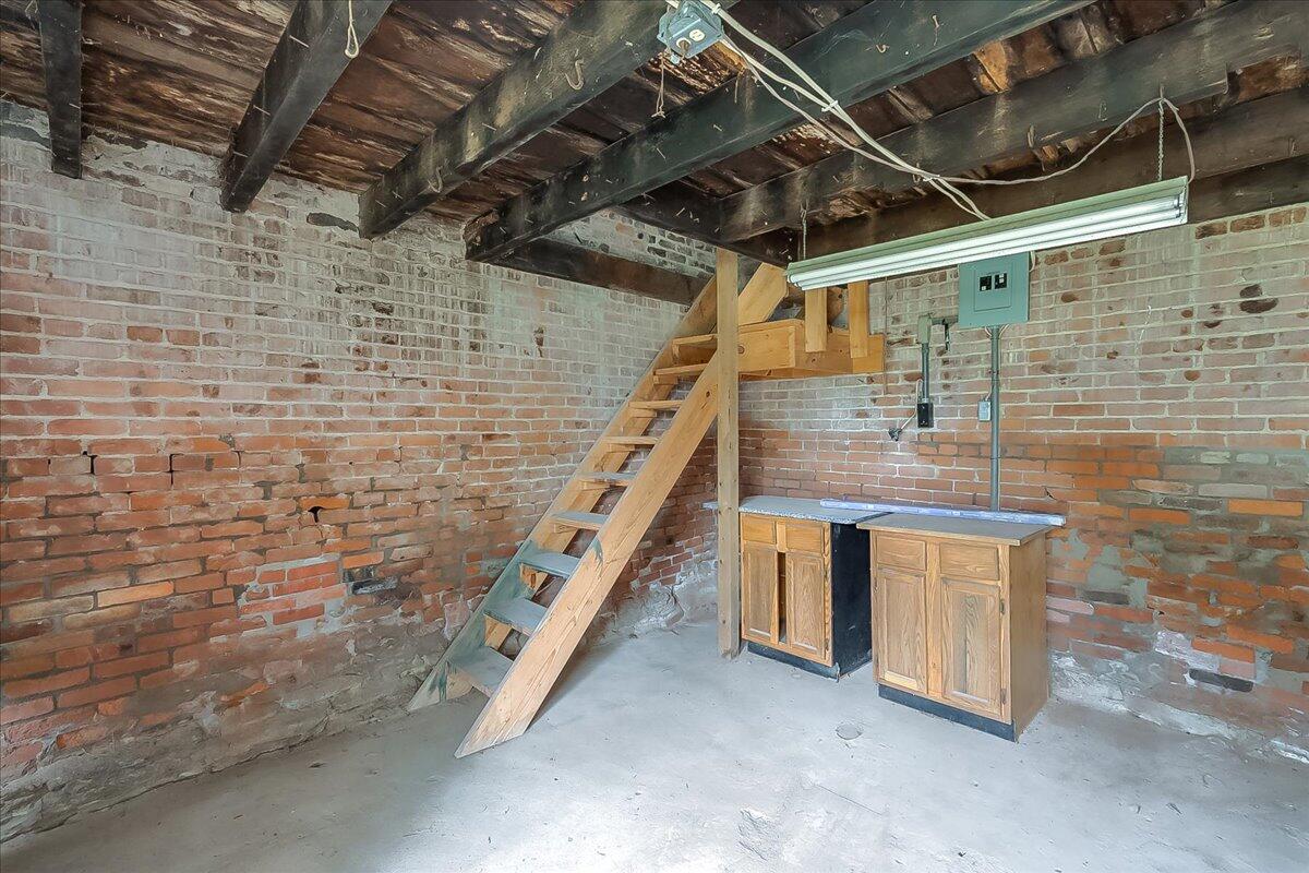 2888 Bardstown Road Property Photo 66