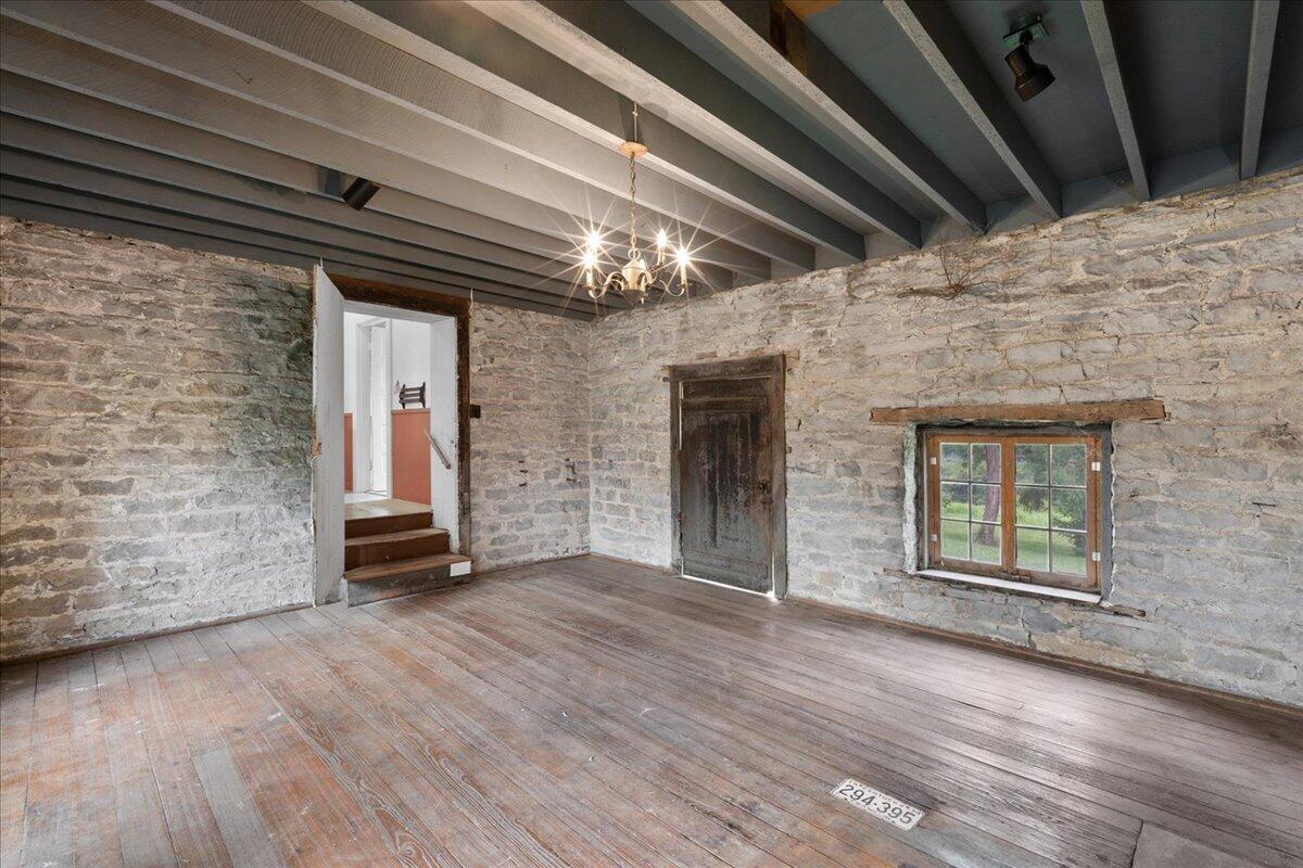 2888 Bardstown Road Property Photo 32