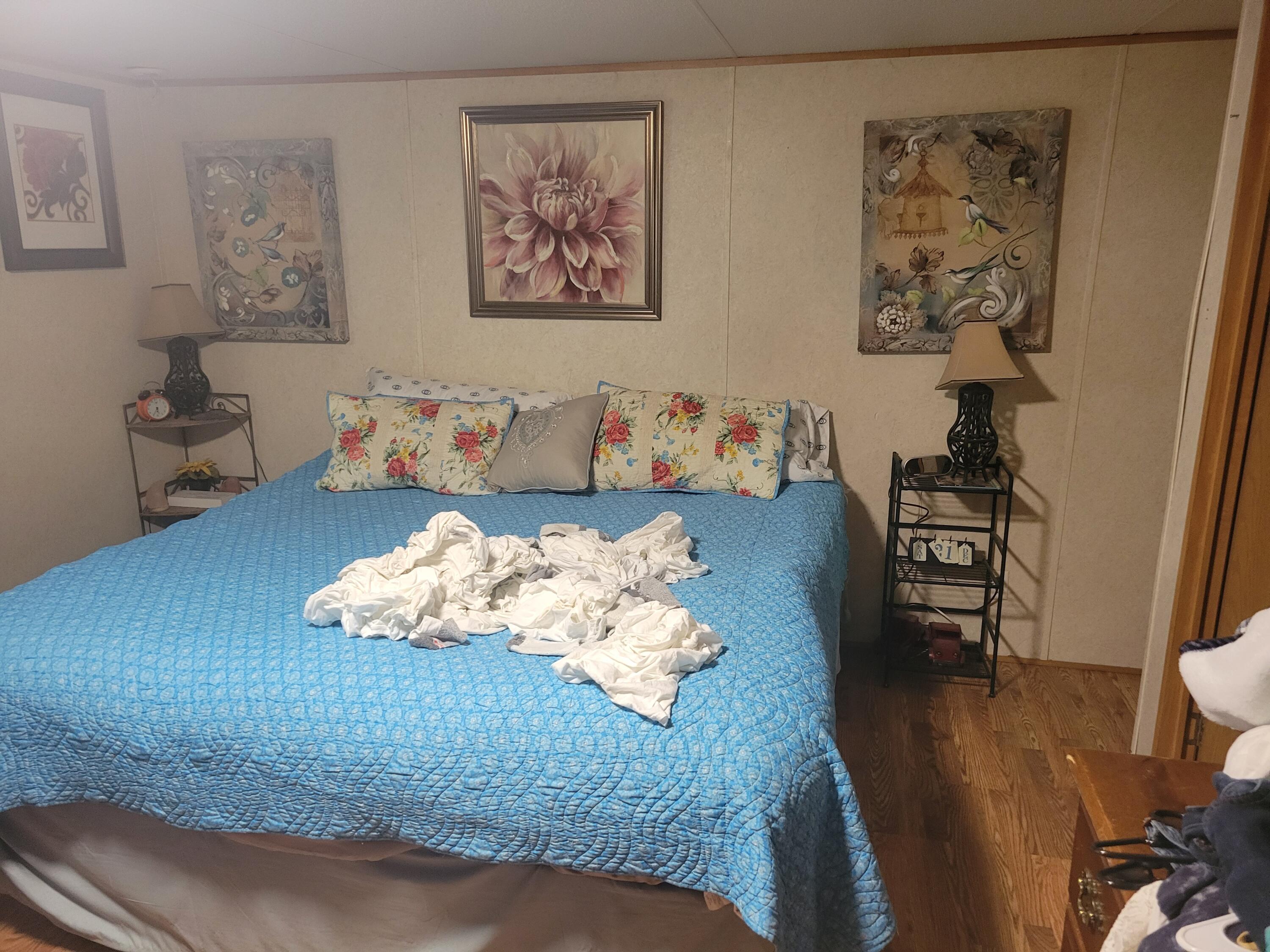 150 E Right Fork- Sugar Camp Road Drive Property Photo 5