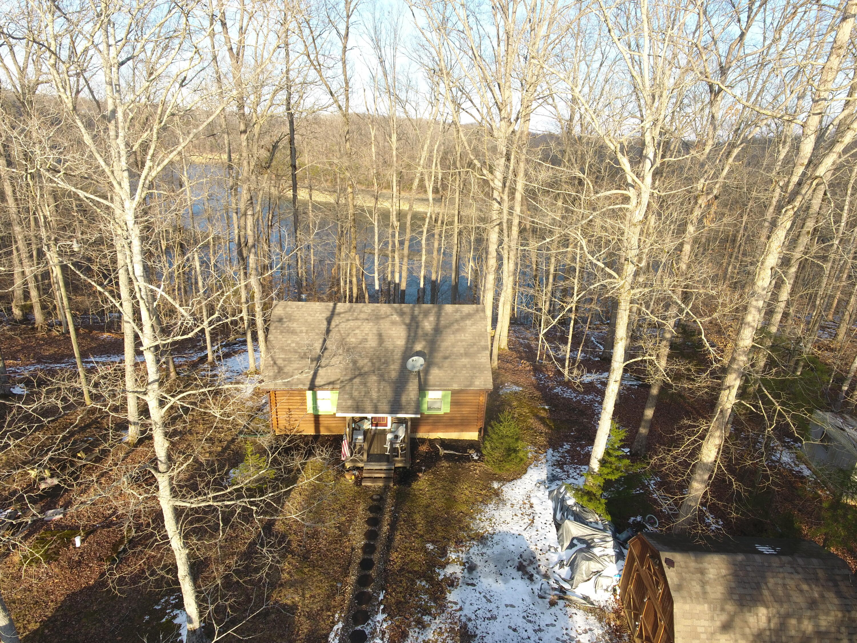 420 Oakland Road Property Photo