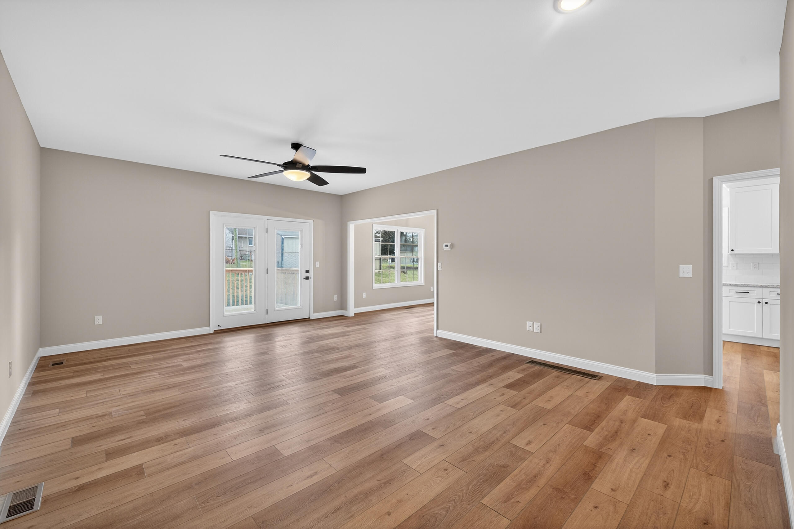 206 Jett Drive Property Photo 3