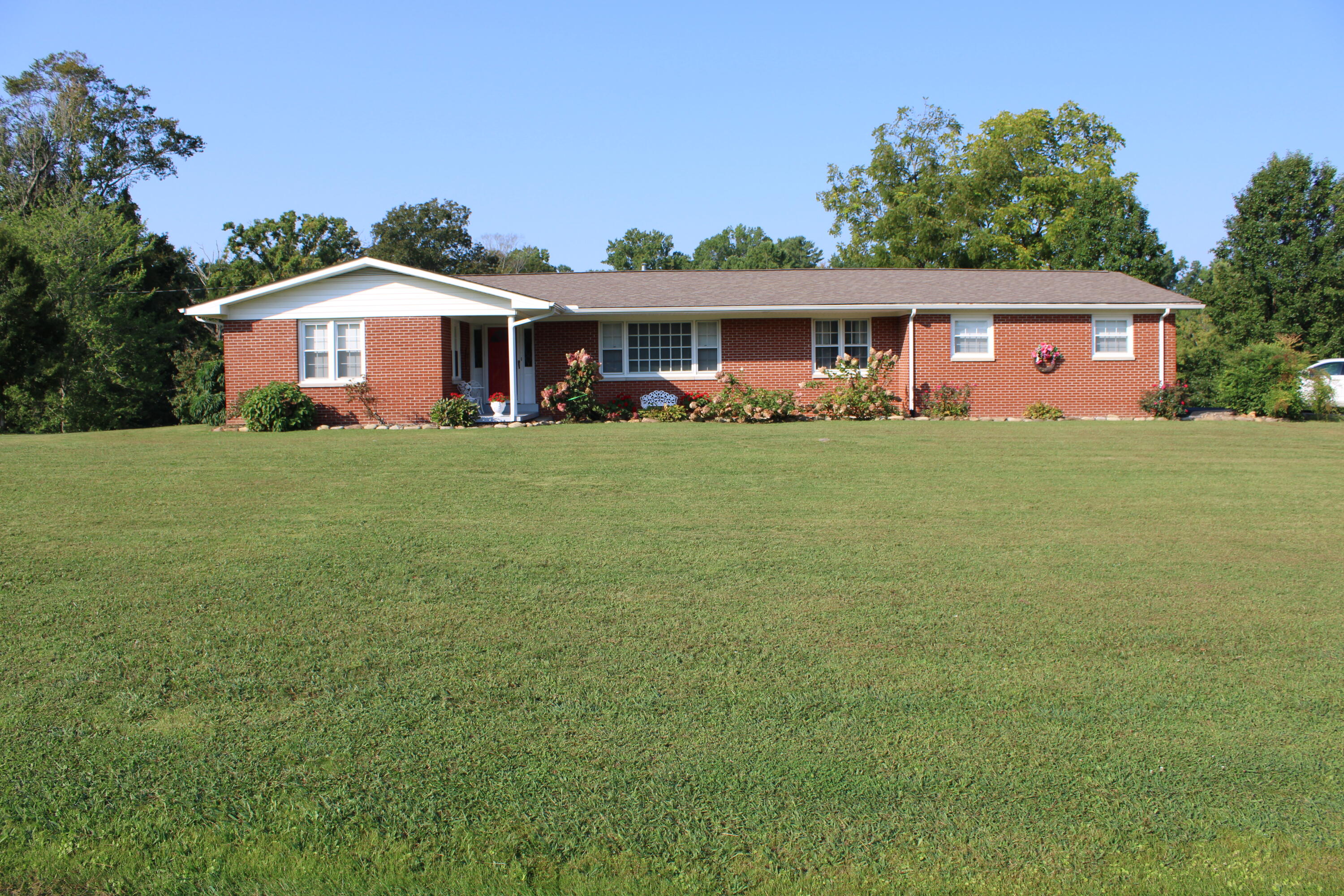 1147 Barbourville Road Property Photo 1