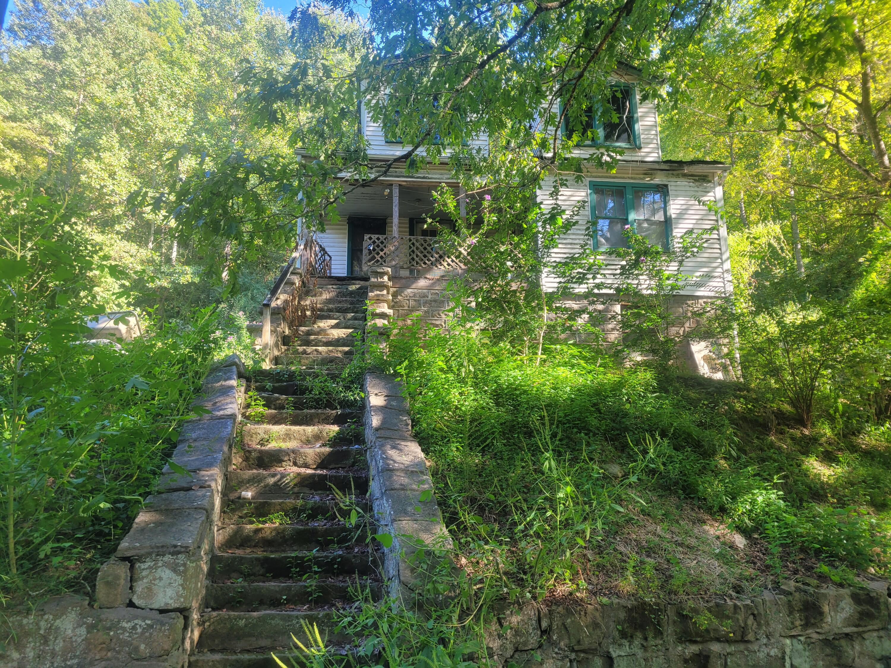 573 Hurricane Creek Road Property Photo