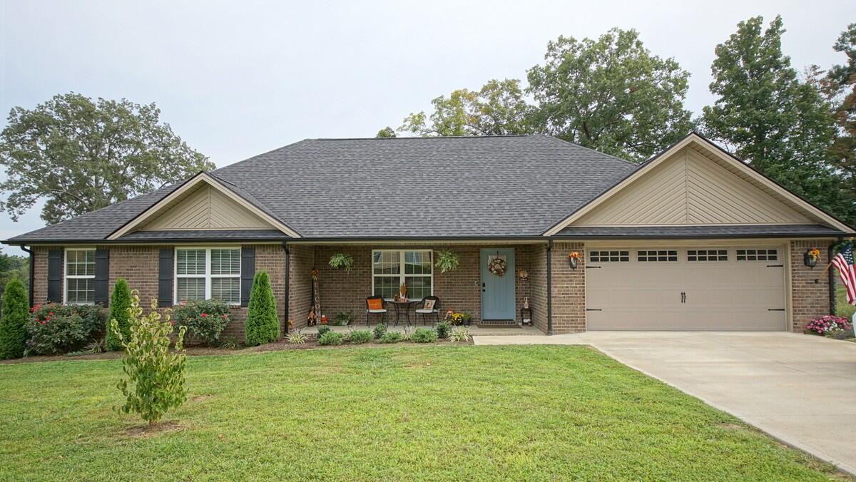 217 Summer Breeze Drive Property Photo 1