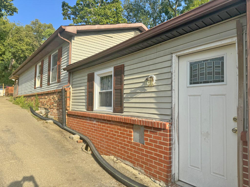 248 Parrish Avenue Property Photo 4