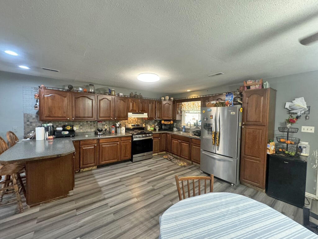 248 Parrish Avenue Property Photo 8