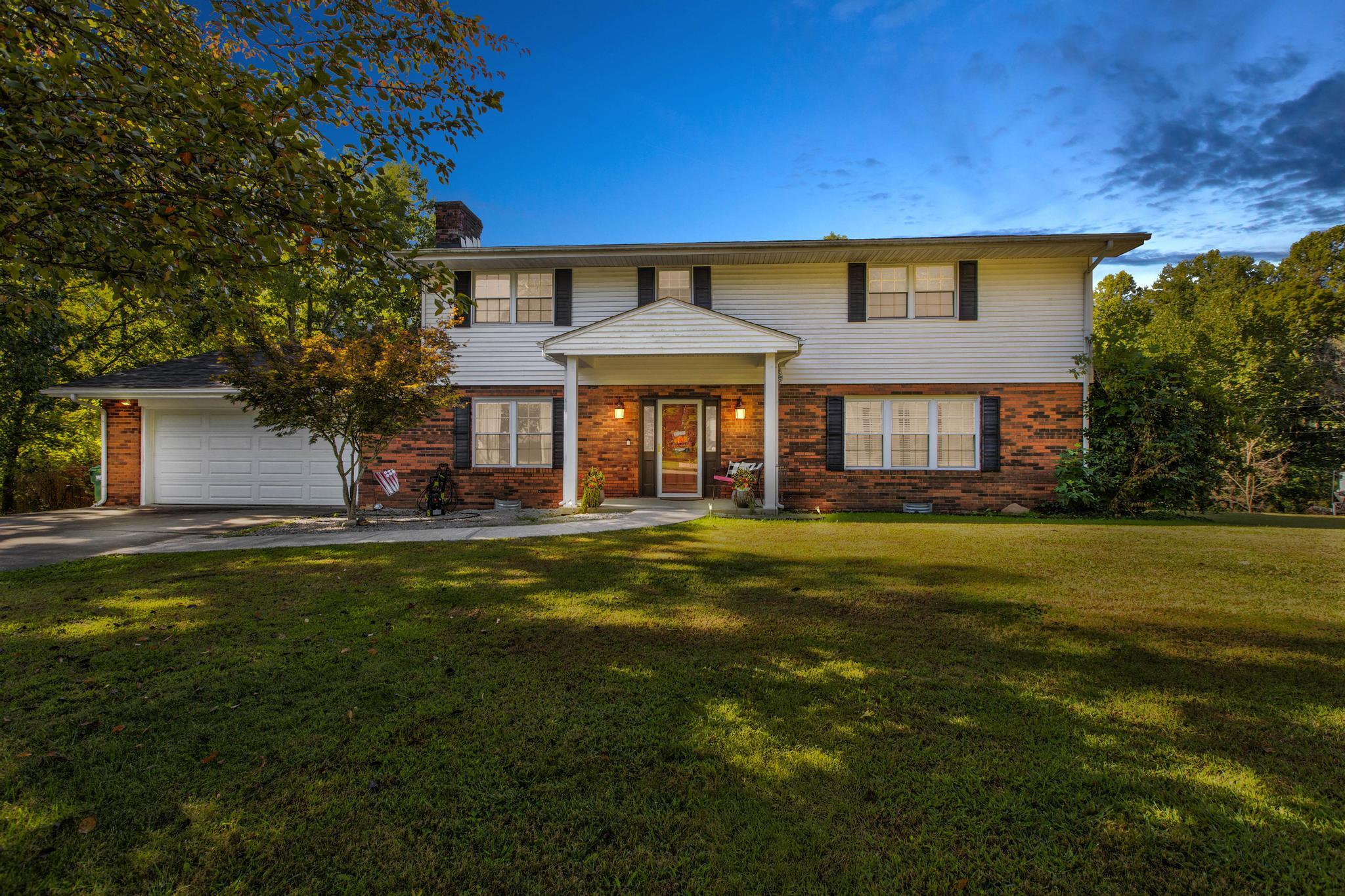 373 Circle Drive Property Photo 1