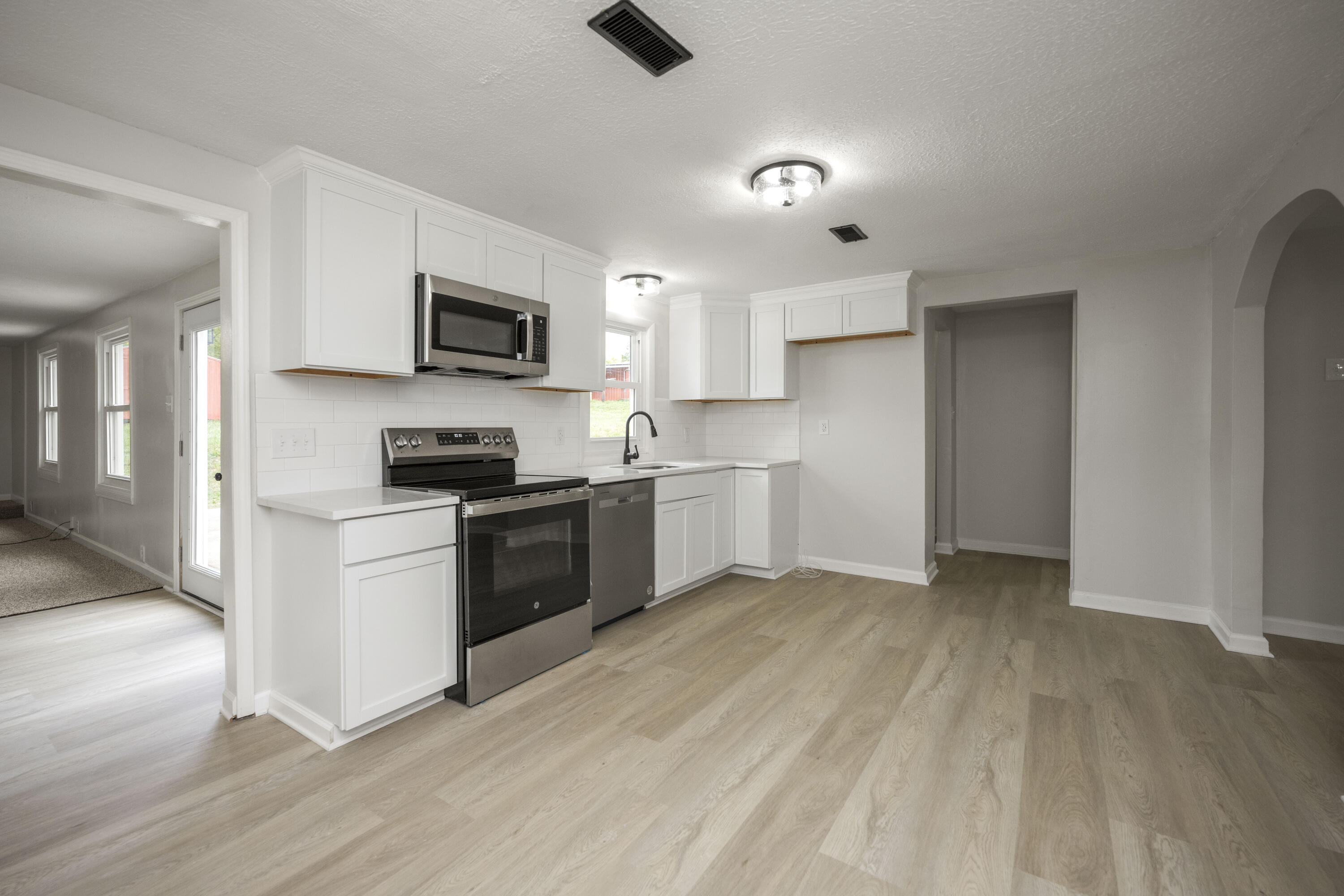 520 Bailey Lane Property Photo 1