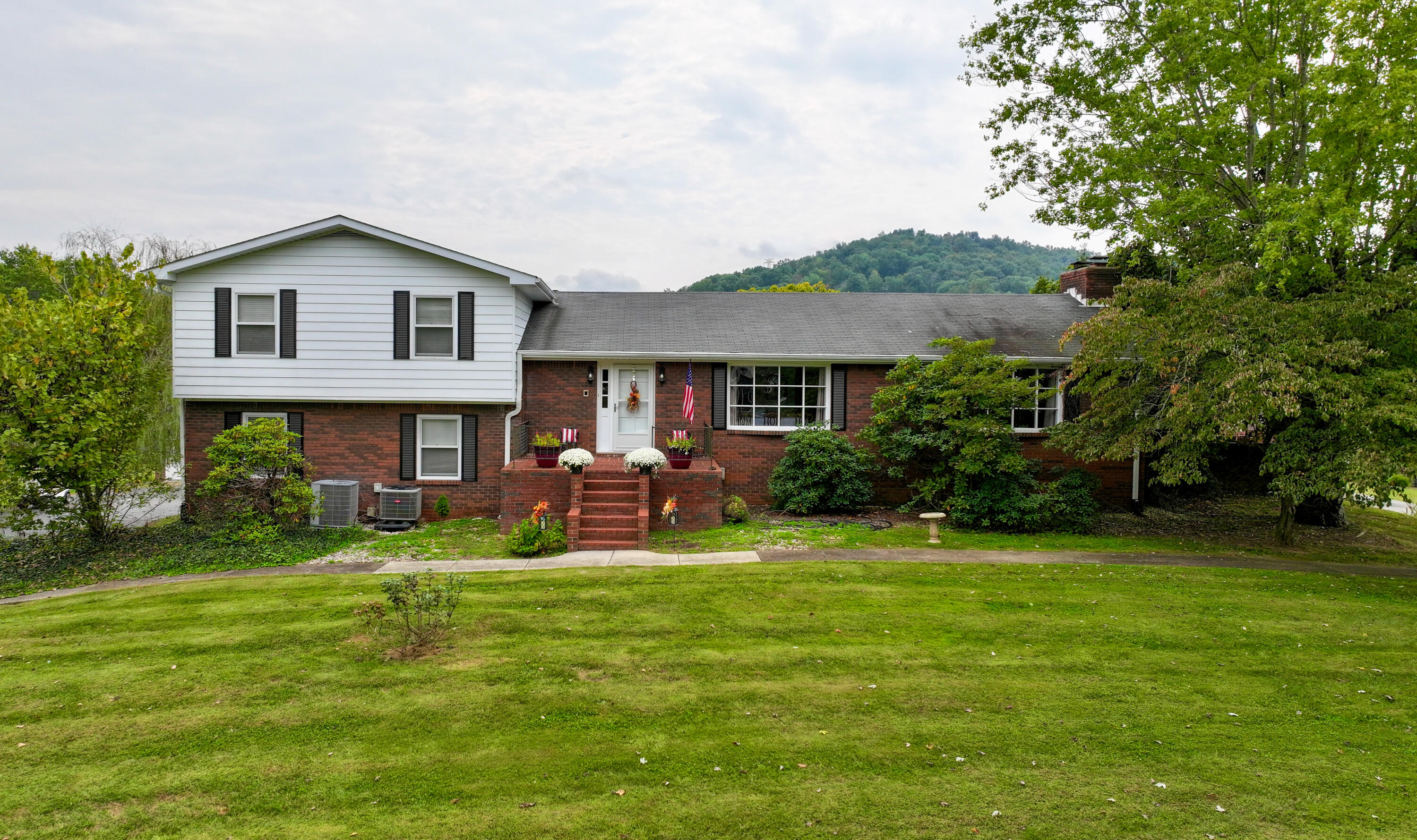 3556 Hwy 39 Property Photo 1