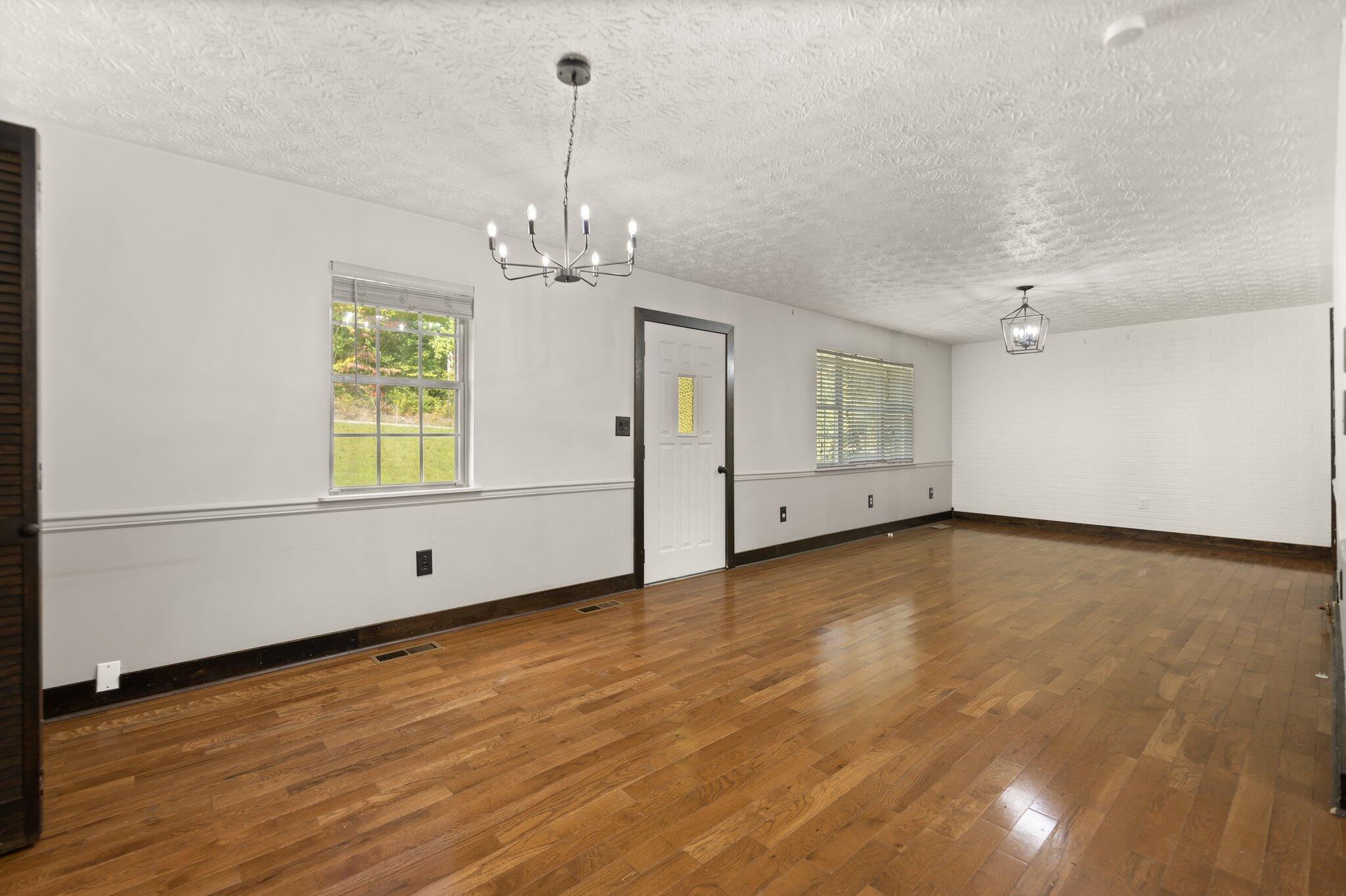 15 Reece Boulevard Property Photo 5