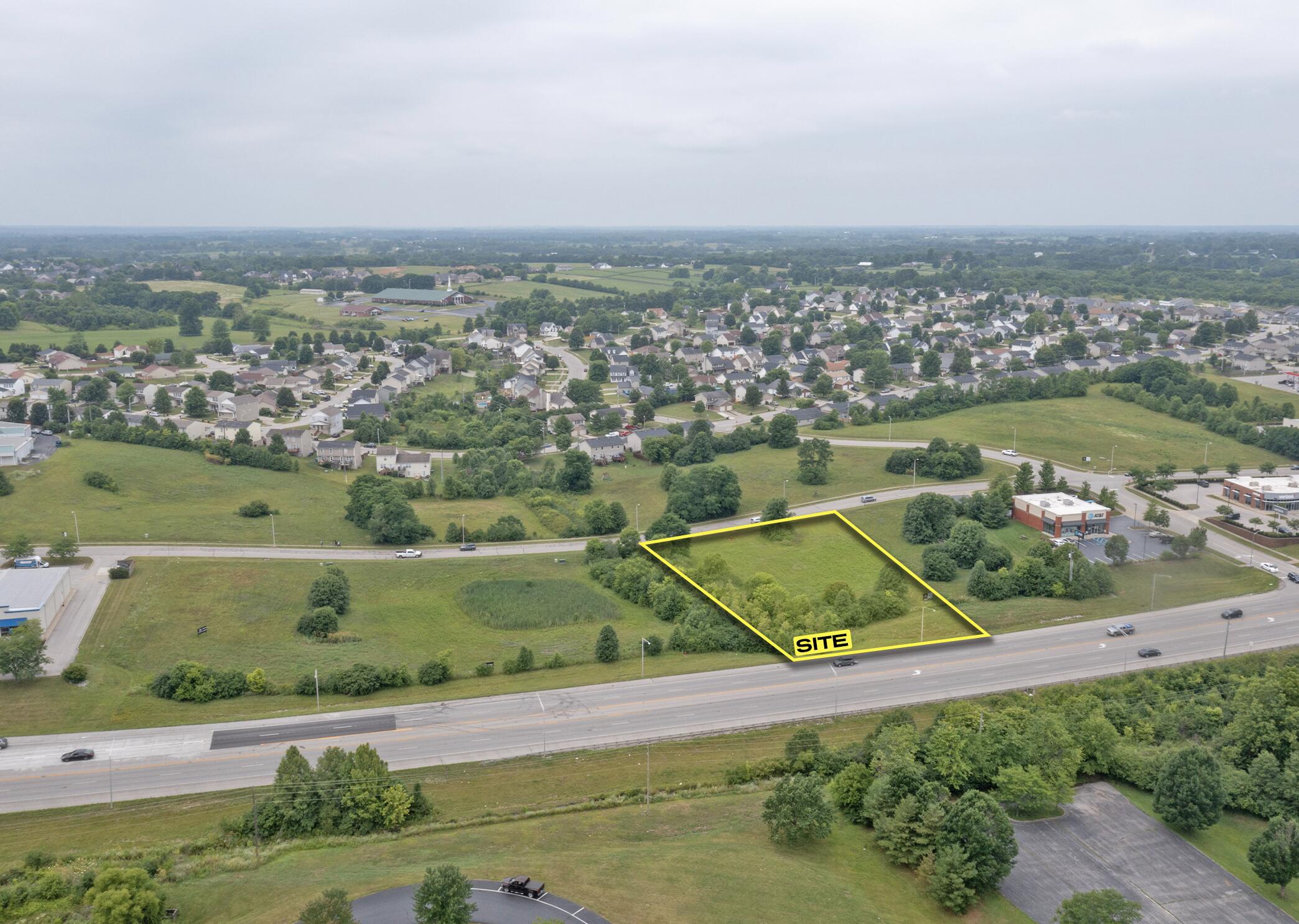550-a Bullion Boulevard Property Photo 2
