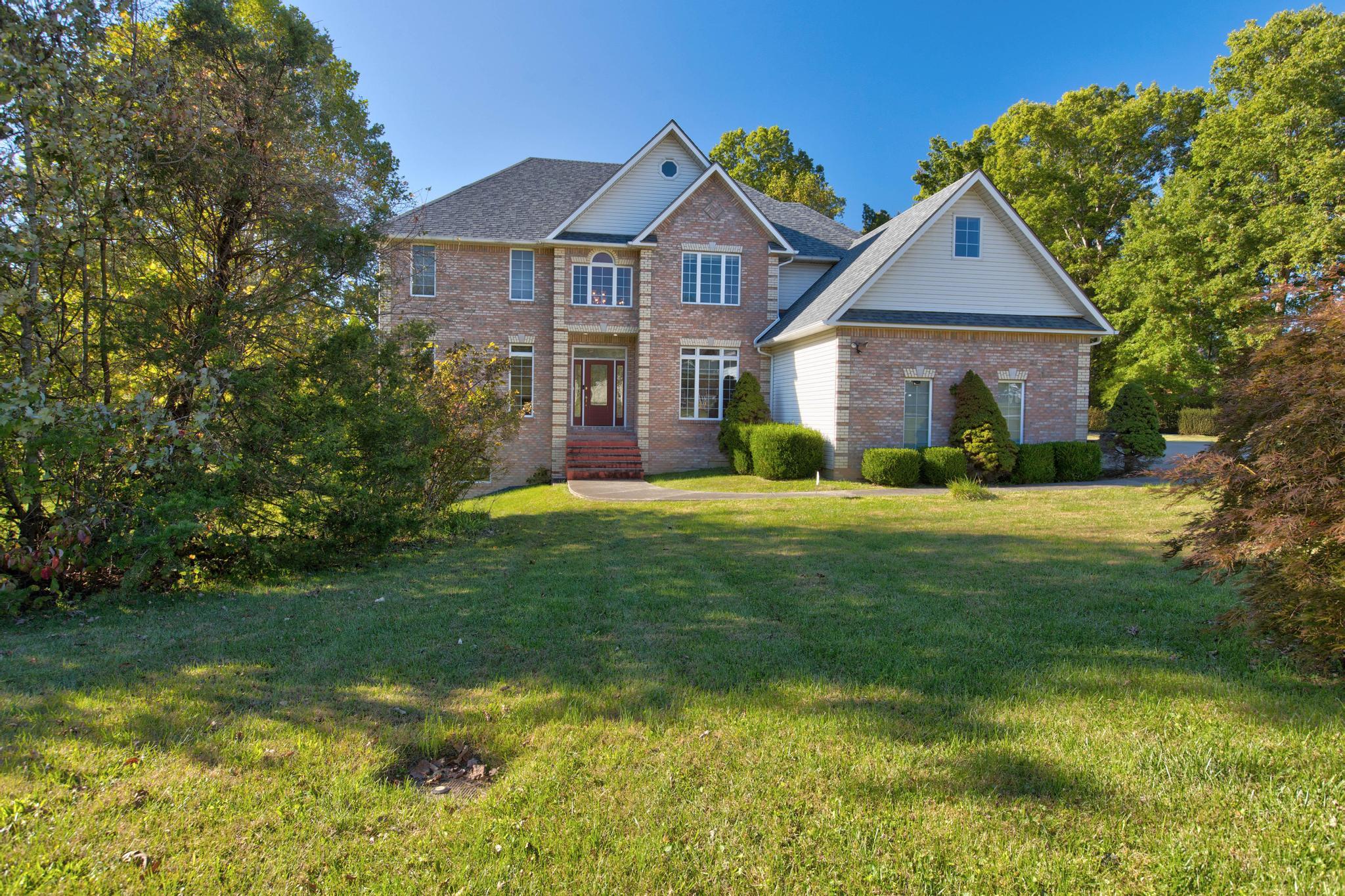 422 Sunset Drive Property Photo 1
