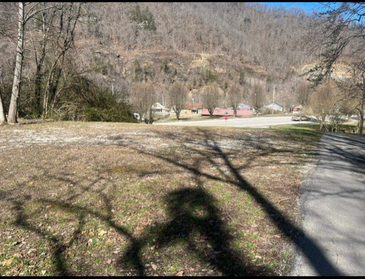 120 6th Street Property Photo 2