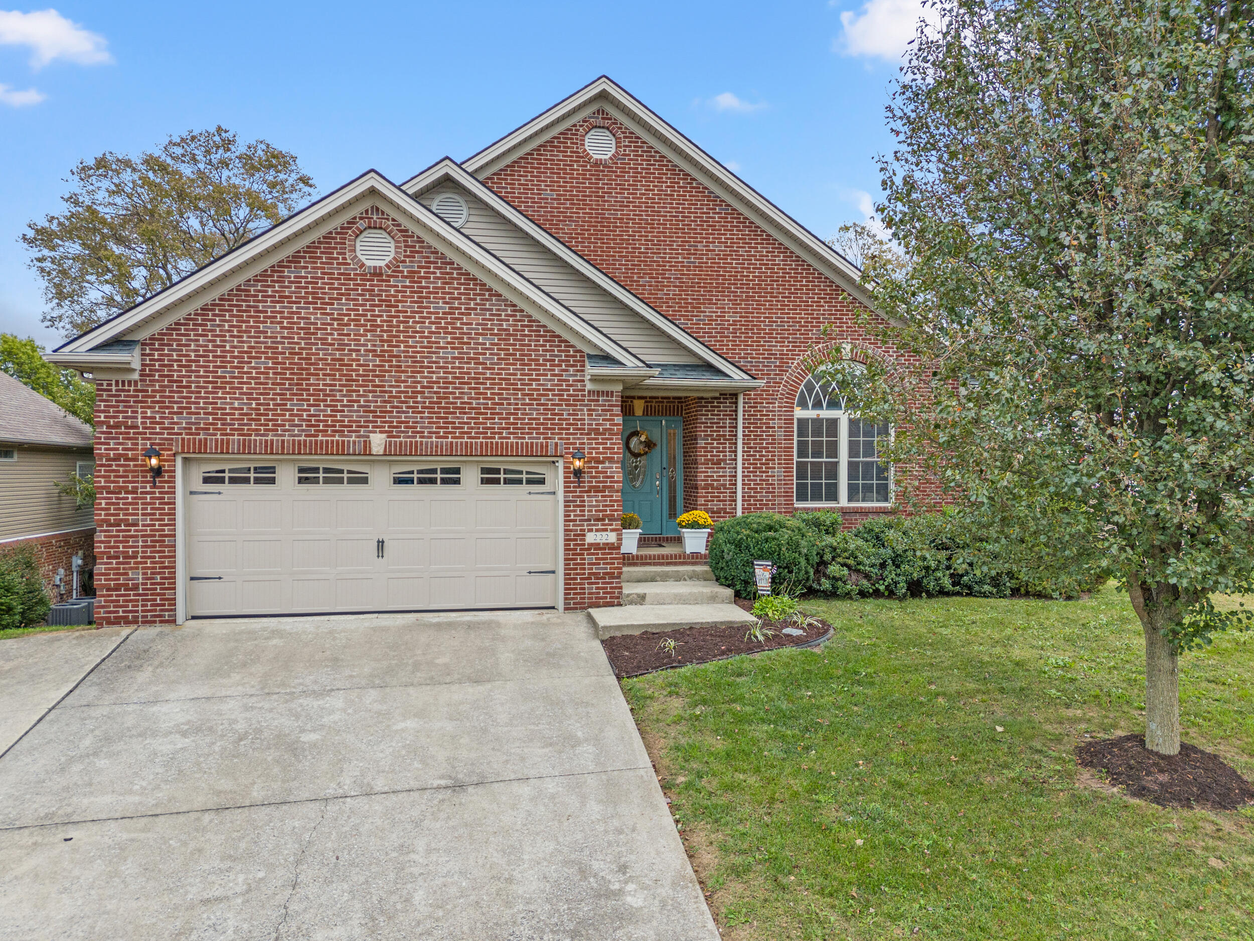 222 Paynes Landing Boulevard Property Photo 1