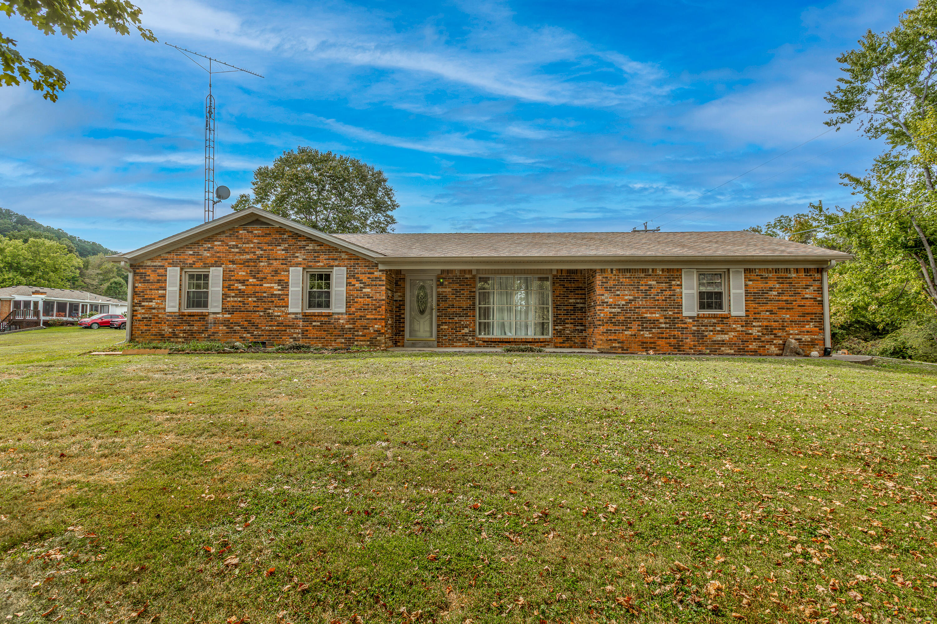 1485 Alum Springs Cross Pike Property Photo 1