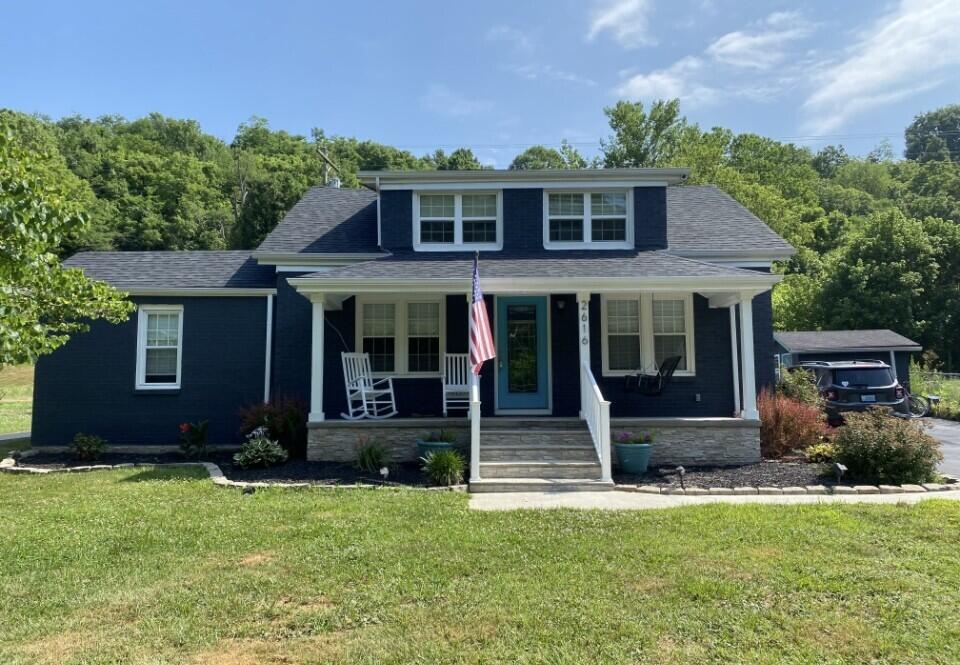 2616 Tates Creek Road Property Photo 1