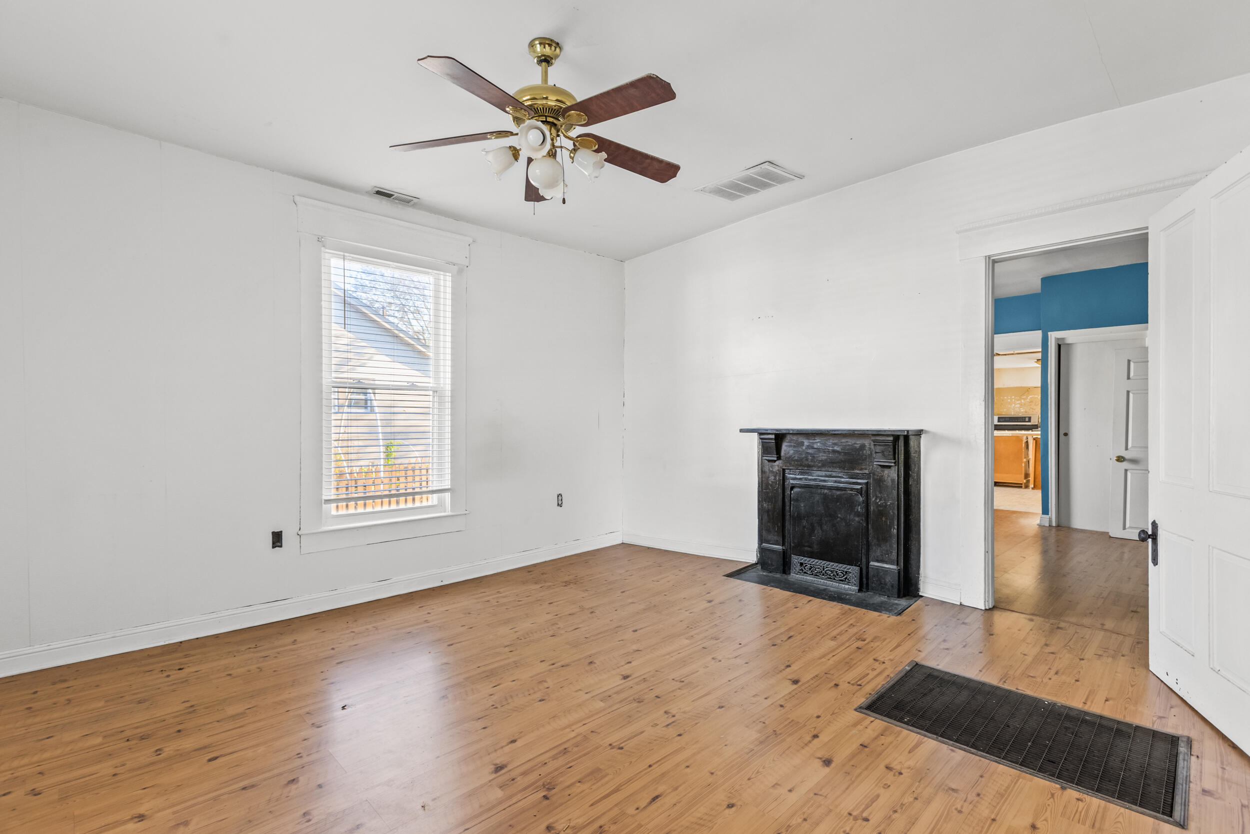 145 Myrtle Avenue Property Photo 3