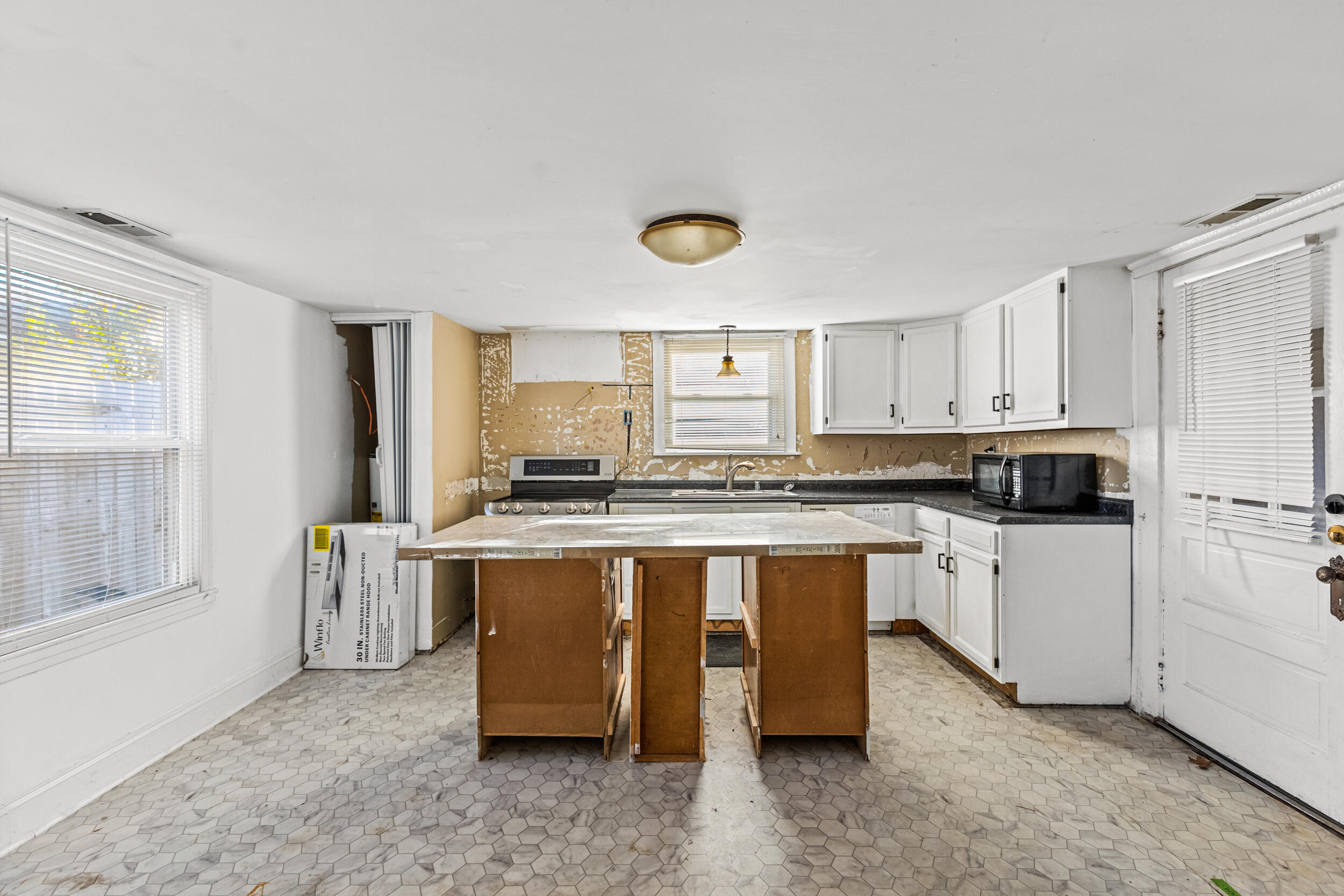 145 Myrtle Avenue Property Photo 11