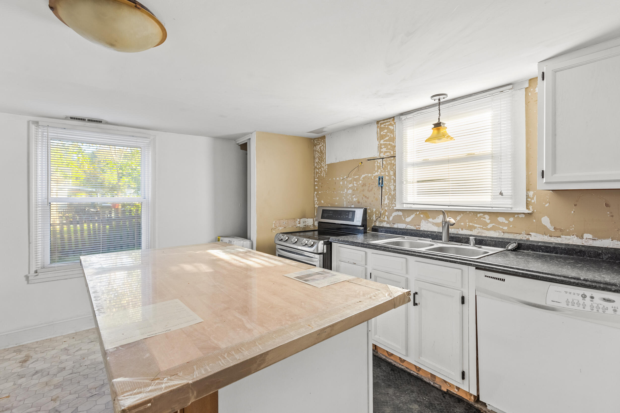 145 Myrtle Avenue Property Photo 13