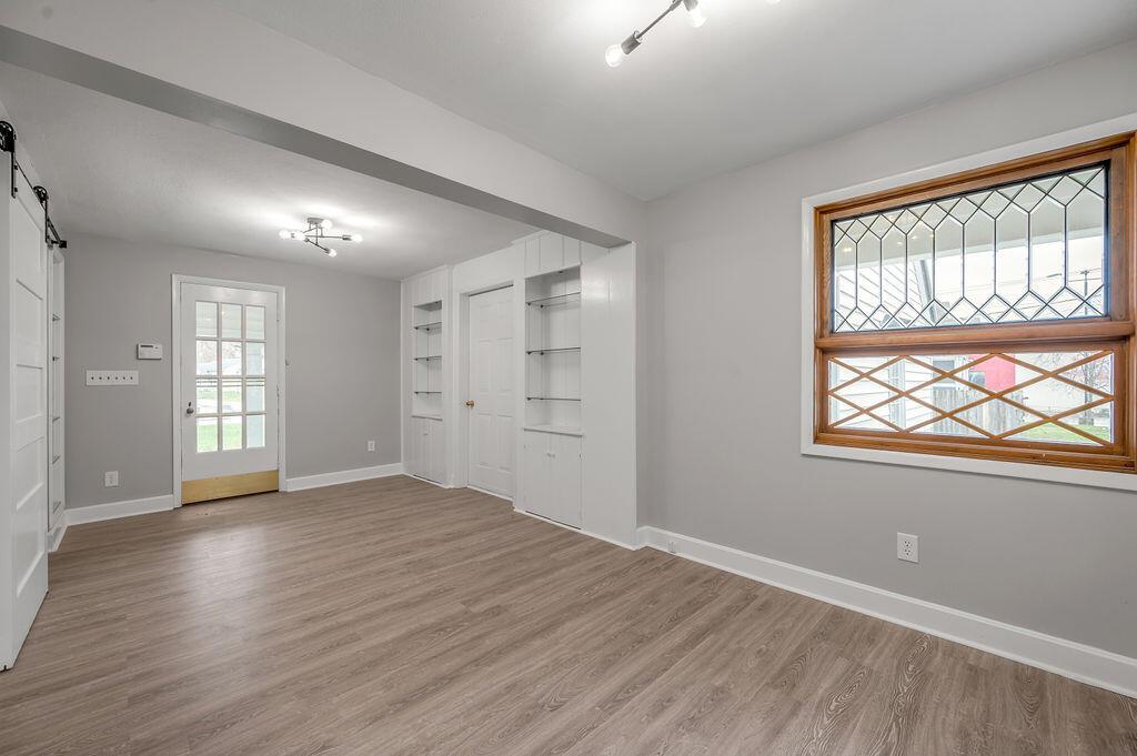 454 Big Hill Avenue Property Photo 18