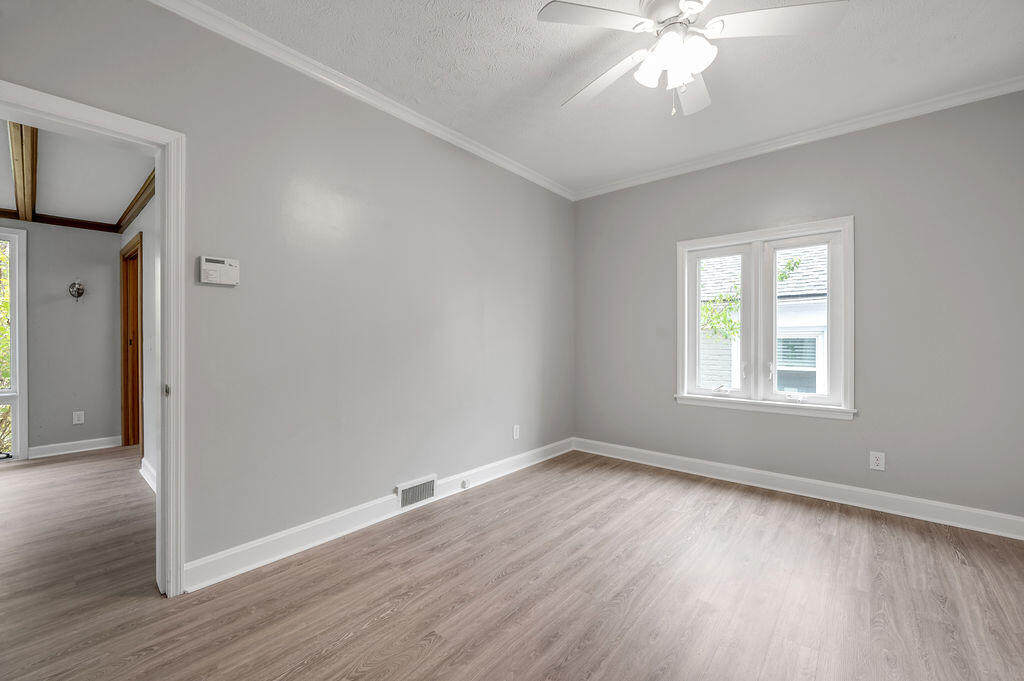 454 Big Hill Avenue Property Photo 35