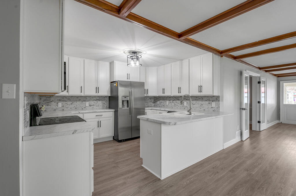 454 Big Hill Avenue Property Photo 42