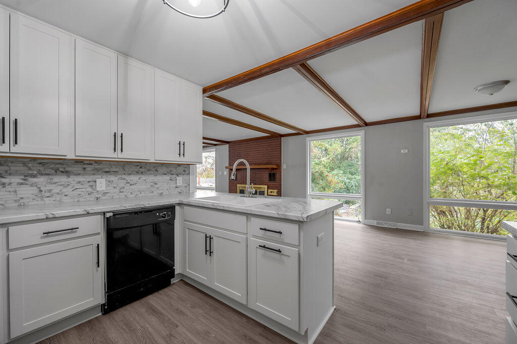 454 Big Hill Avenue Property Photo 48
