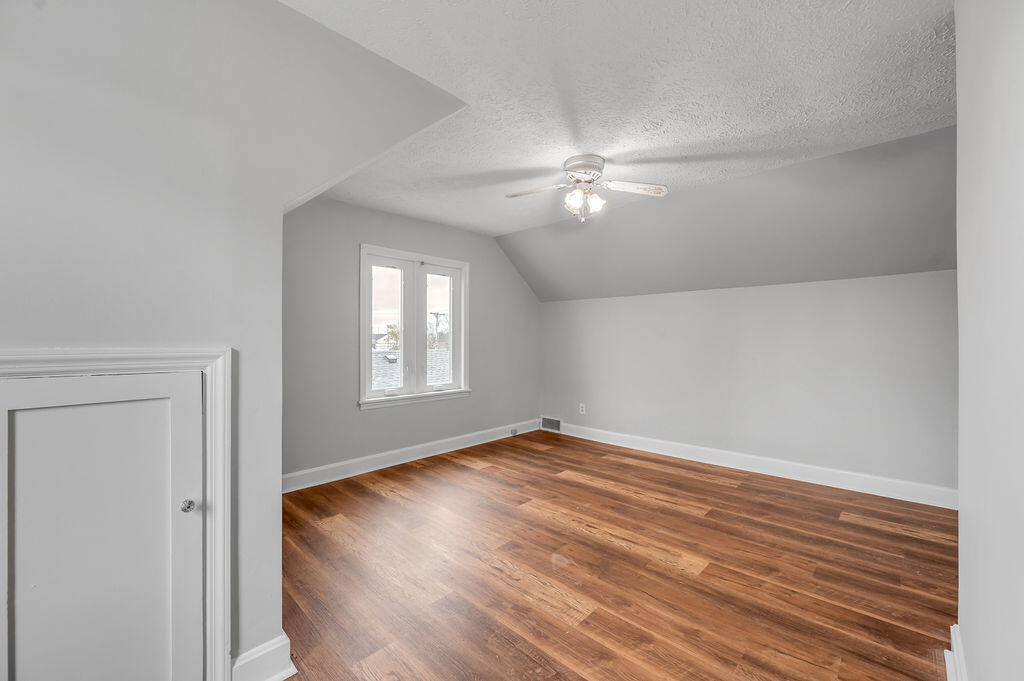 454 Big Hill Avenue Property Photo 65